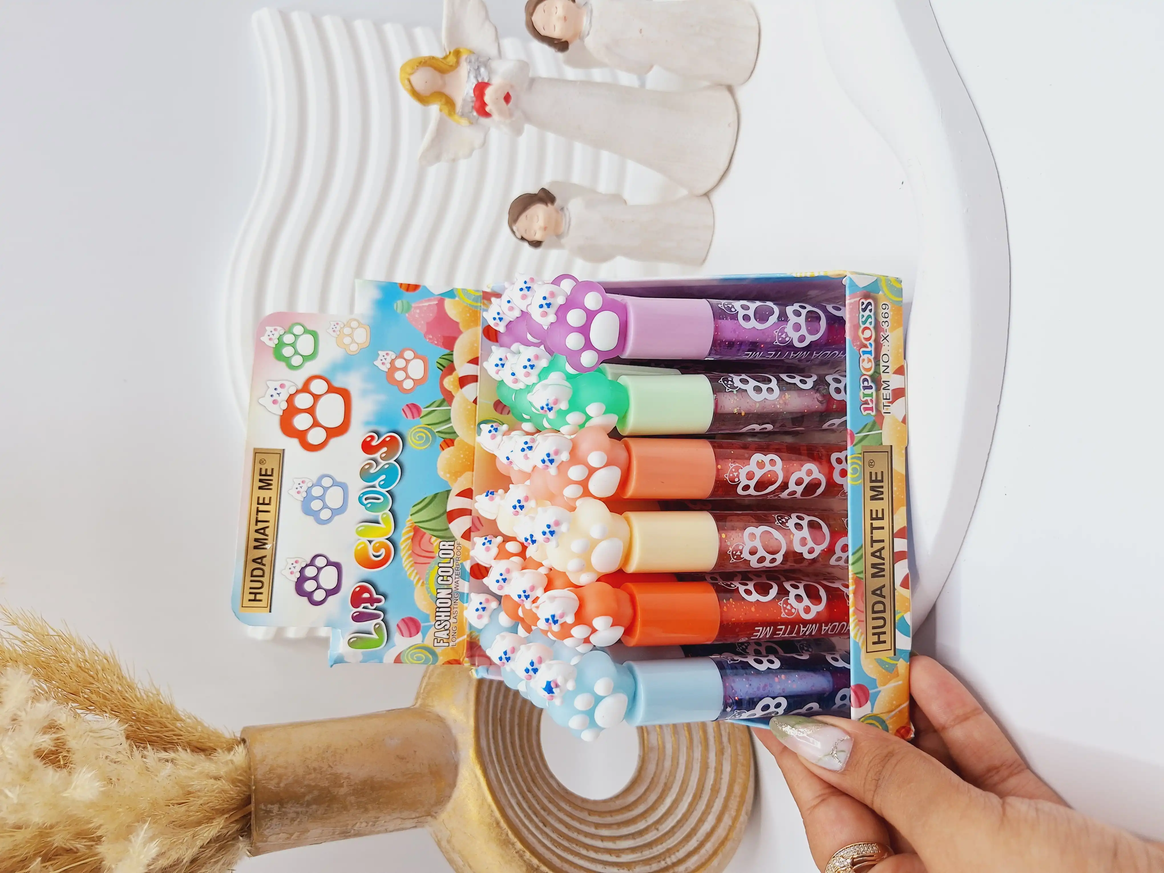 برق لب زیبای طرح پنجه خرسی برند هدا مات می کد 369