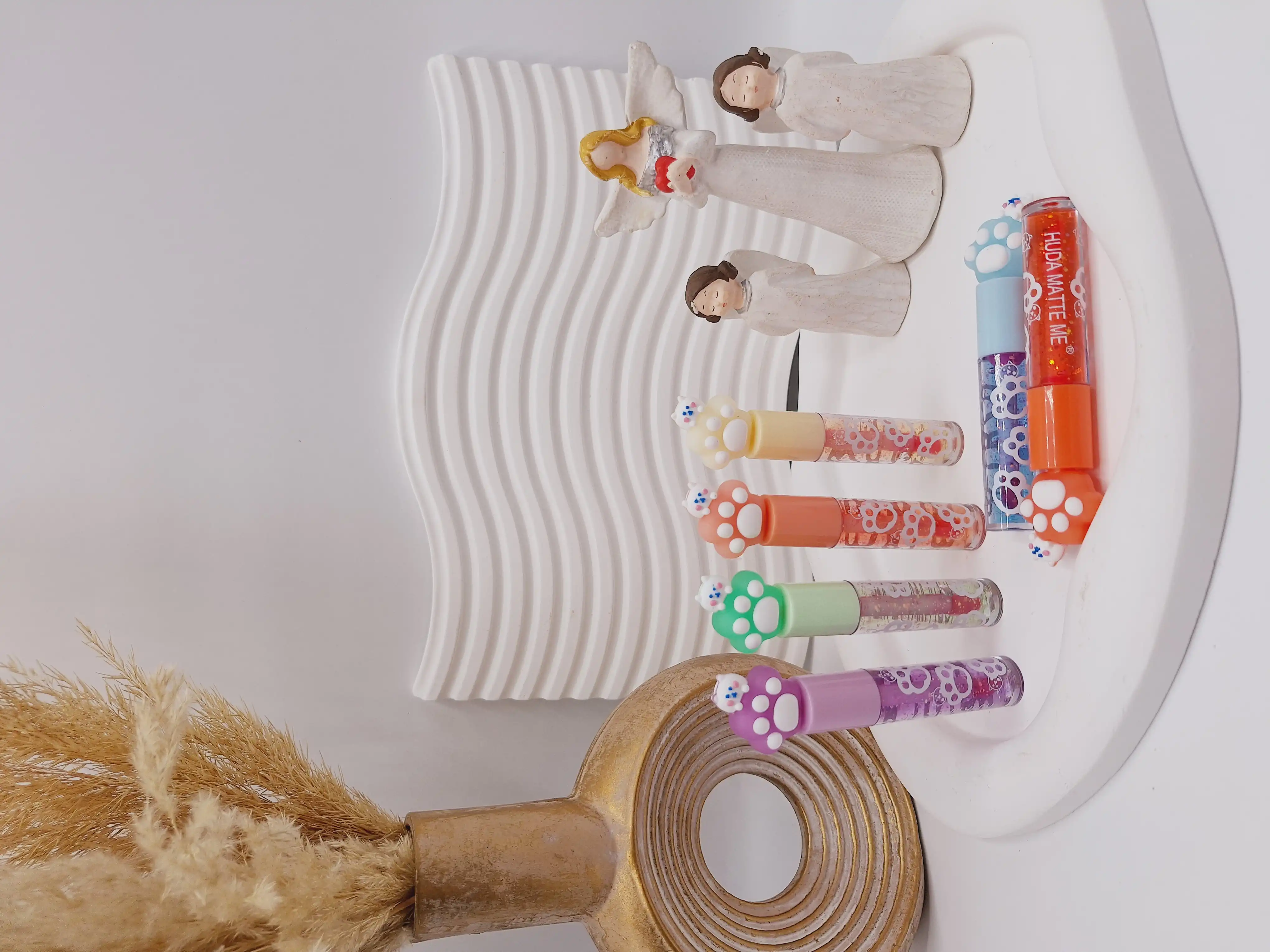 برق لب زیبای طرح پنجه خرسی برند هدا مات می کد 369