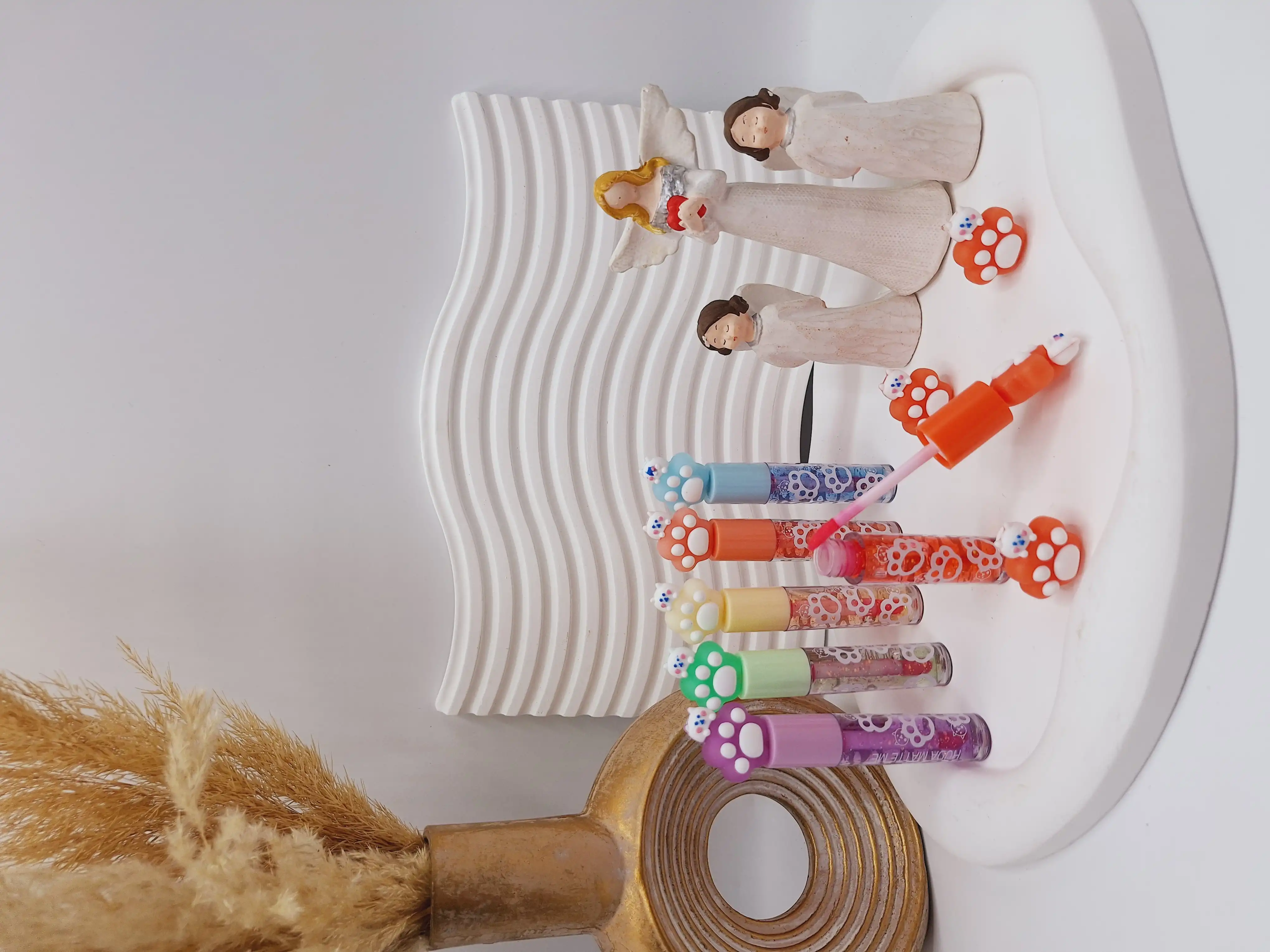 برق لب زیبای طرح پنجه خرسی برند هدا مات می کد 369