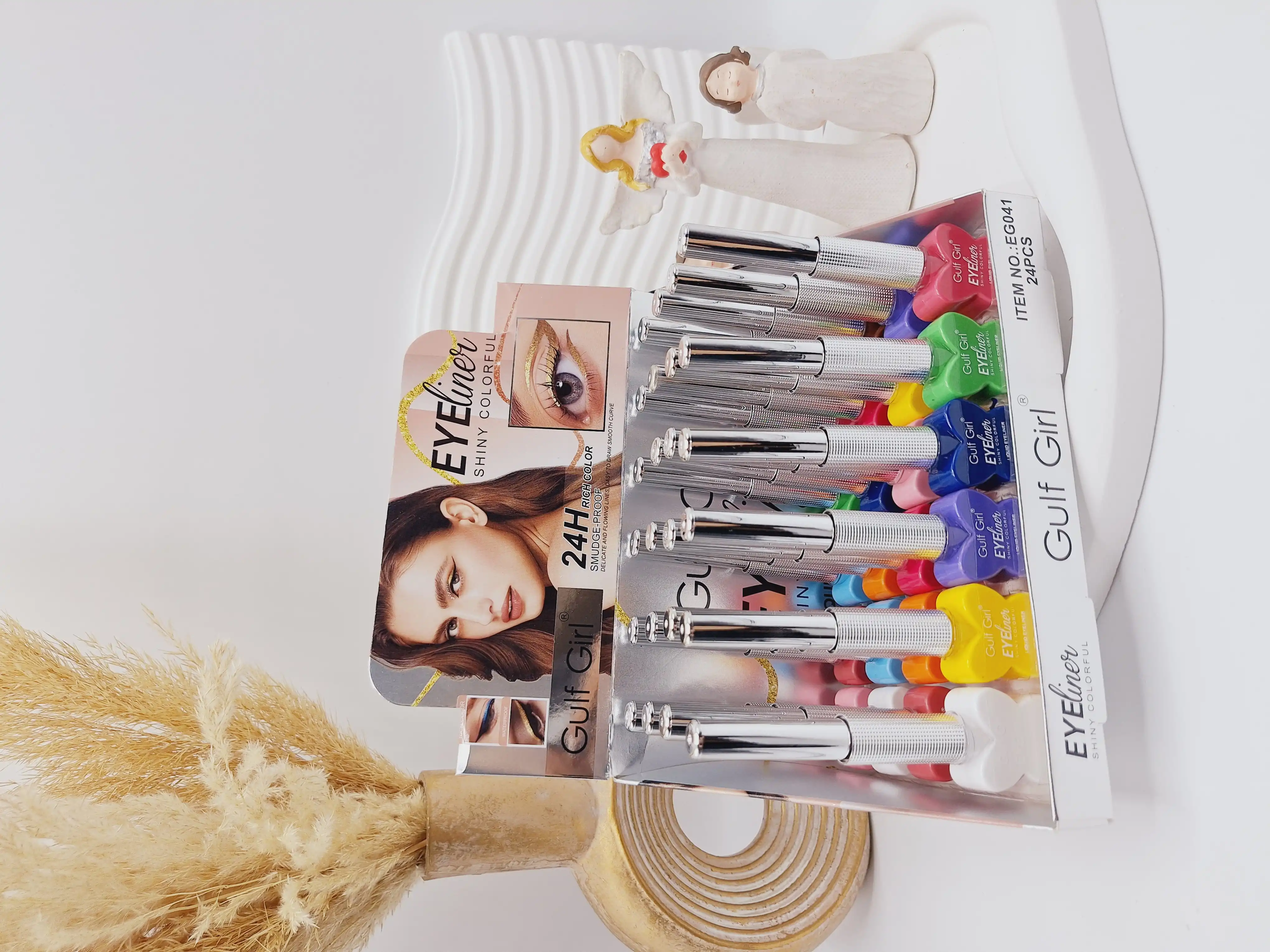 خط چشم رنگی پوکه قلبی برند Gulf Girl کد NO.