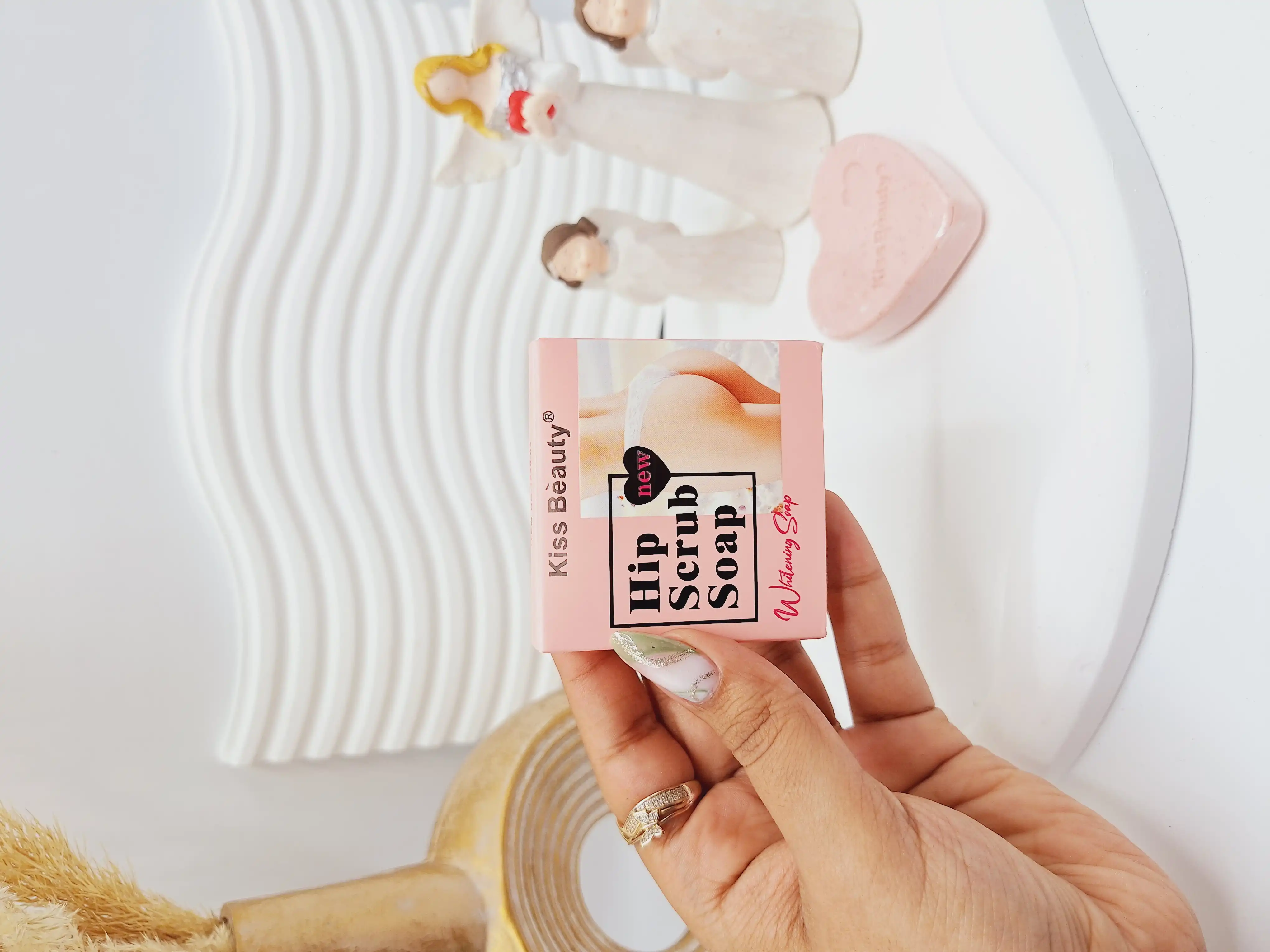 صابون اسکراب قلبی سفید کننده زیر بغل و اندام خصوصی برند کیس بیوتی کد 1220