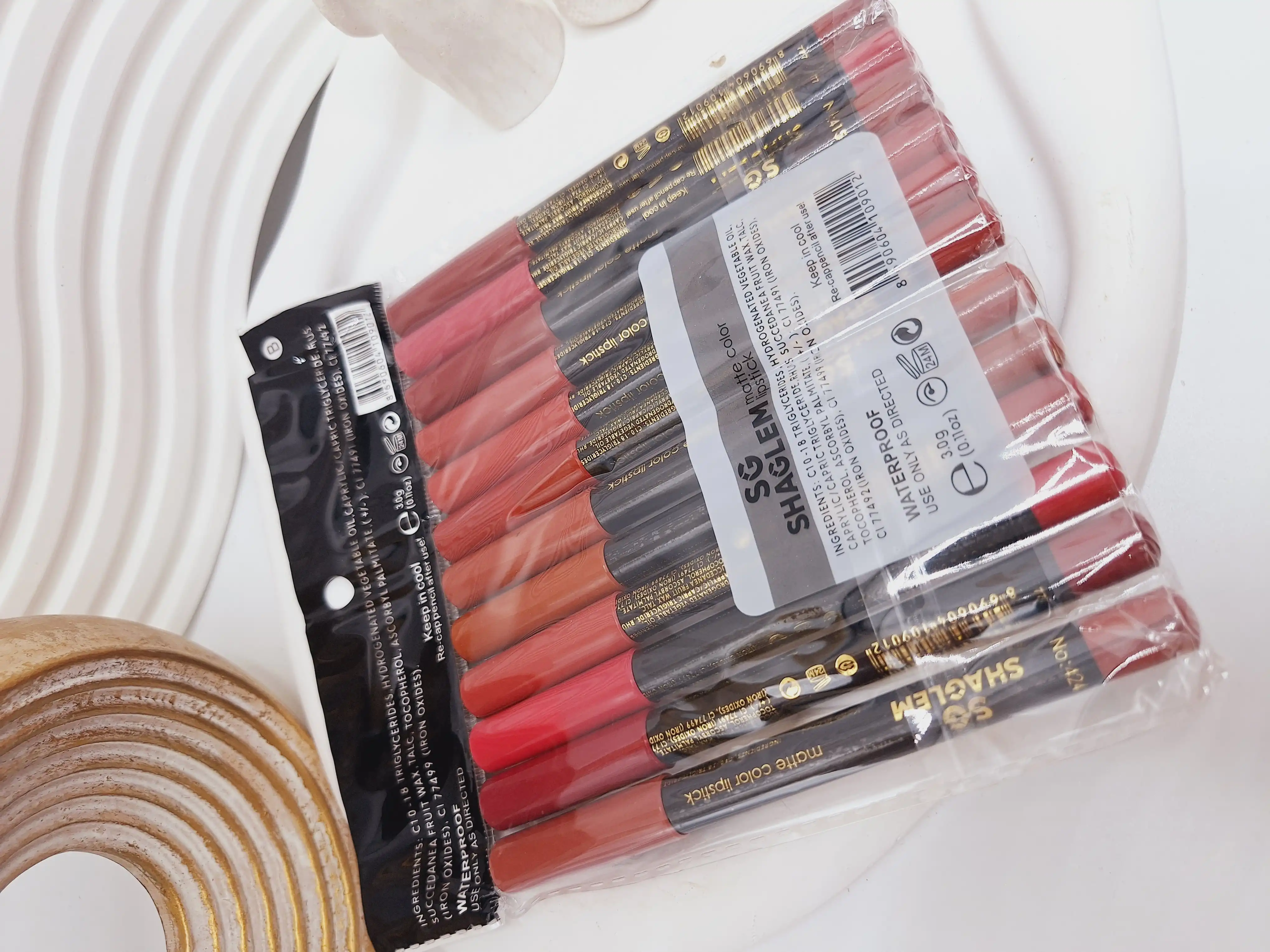 رژ لب رنگ مات ‏SHAGLEM‏ ضدآب کد 9012