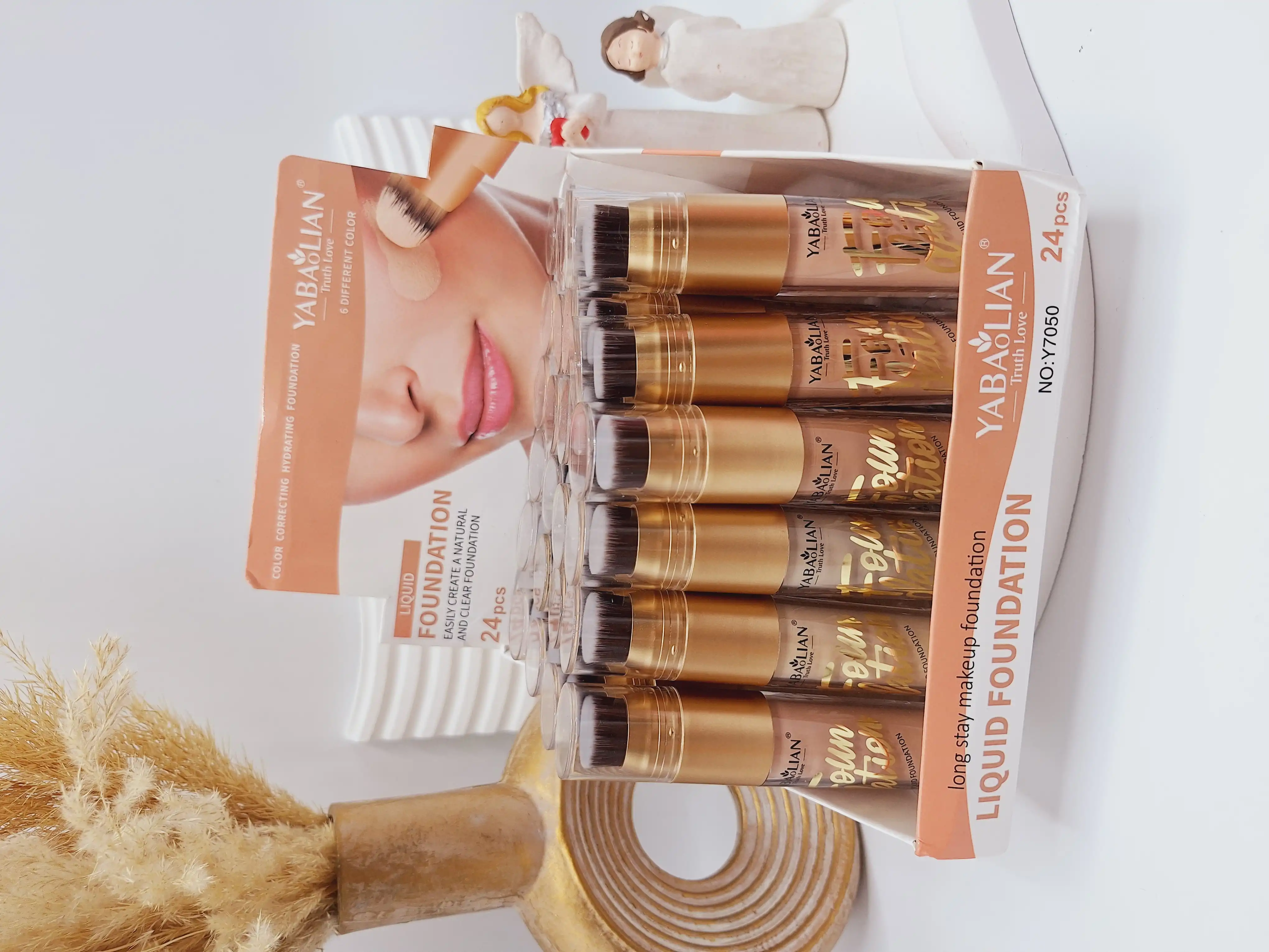 کرم فاندیشین مایع برس دار برند YABAOLIAN کد 7050