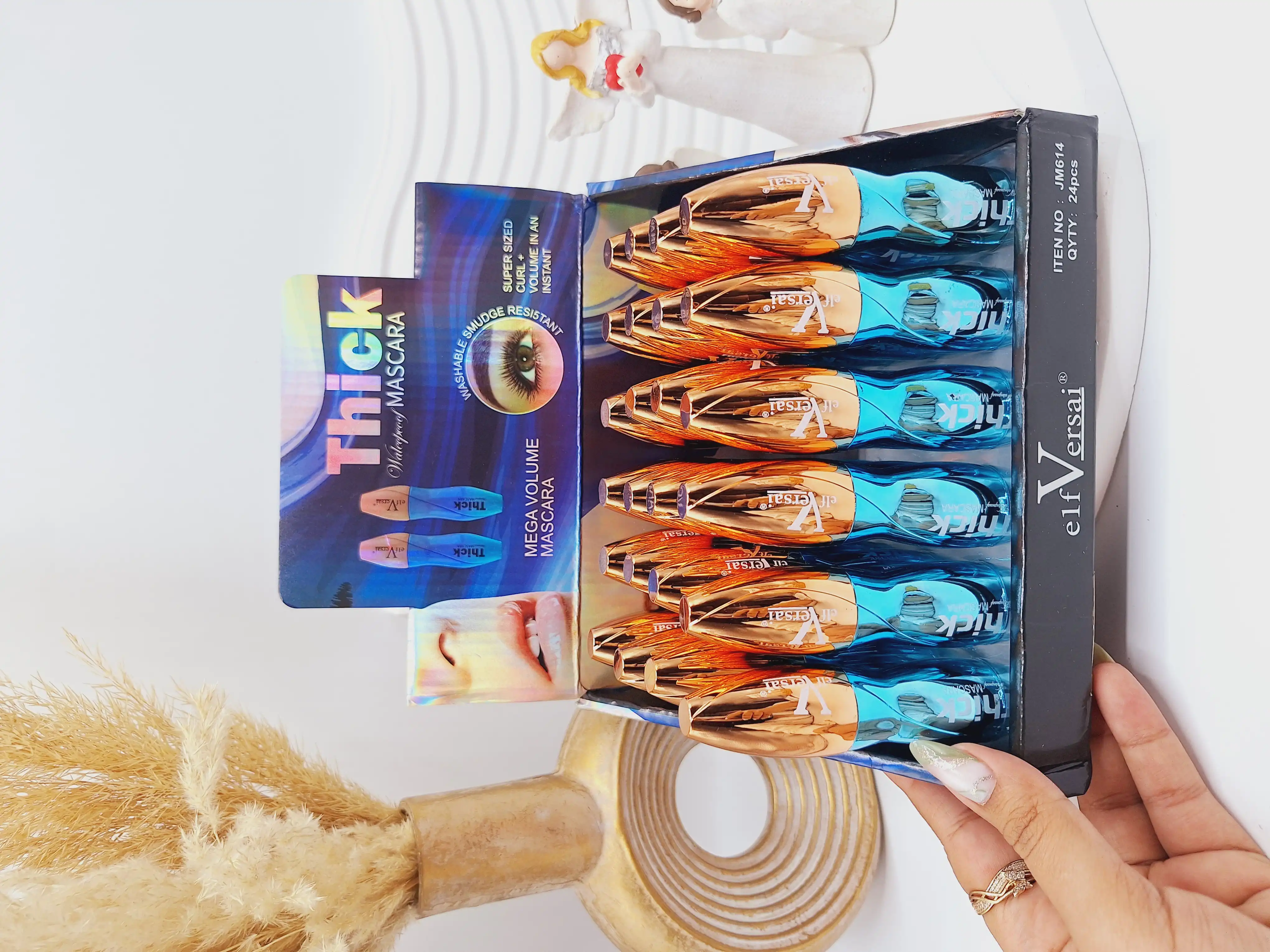 ریمل حجم دهنده و بلند کننده Versai مدل Thick کد JM614