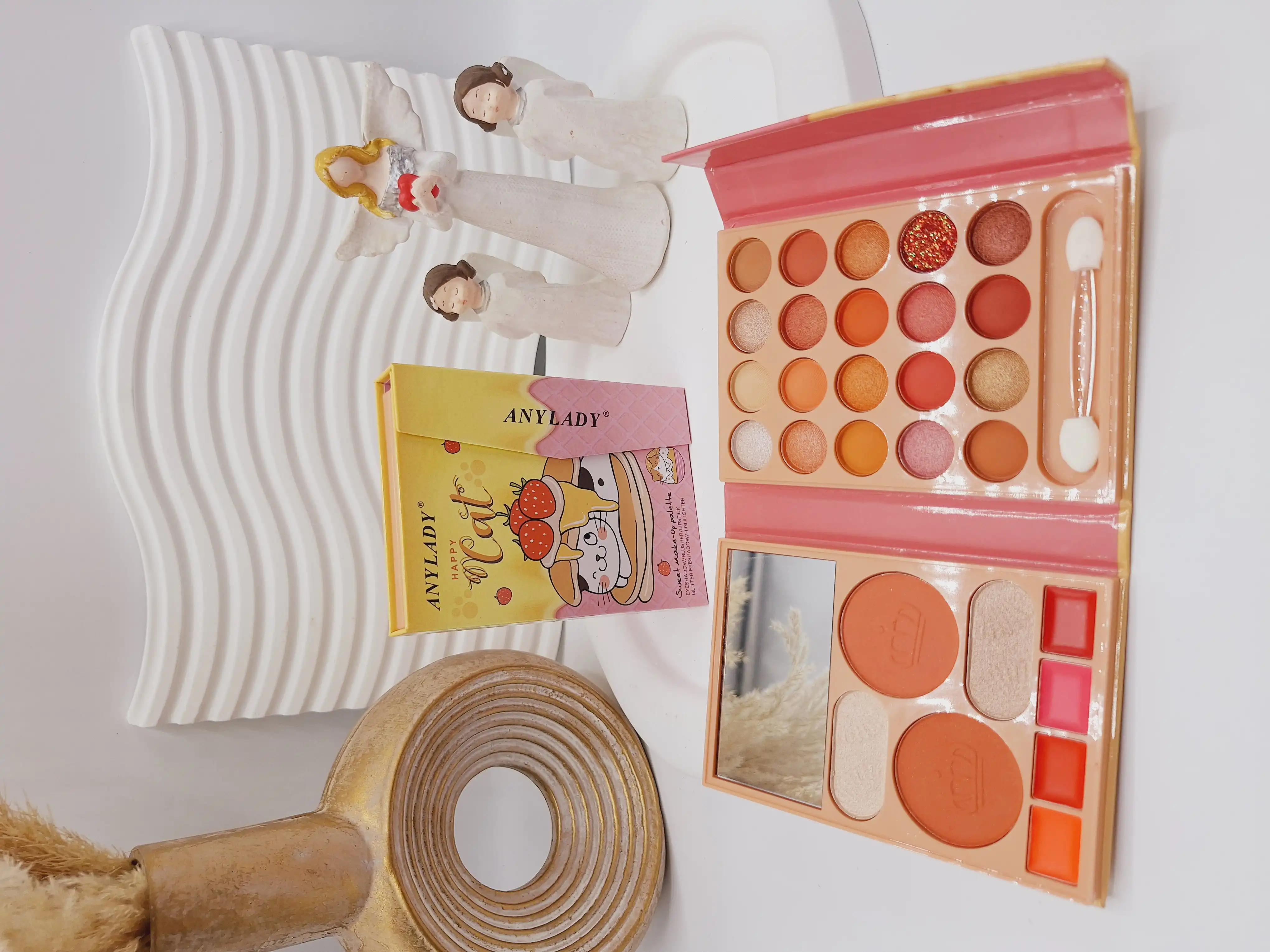 پالت سایه آنالیدی طرح پیشی میوه ای کد 8624DH