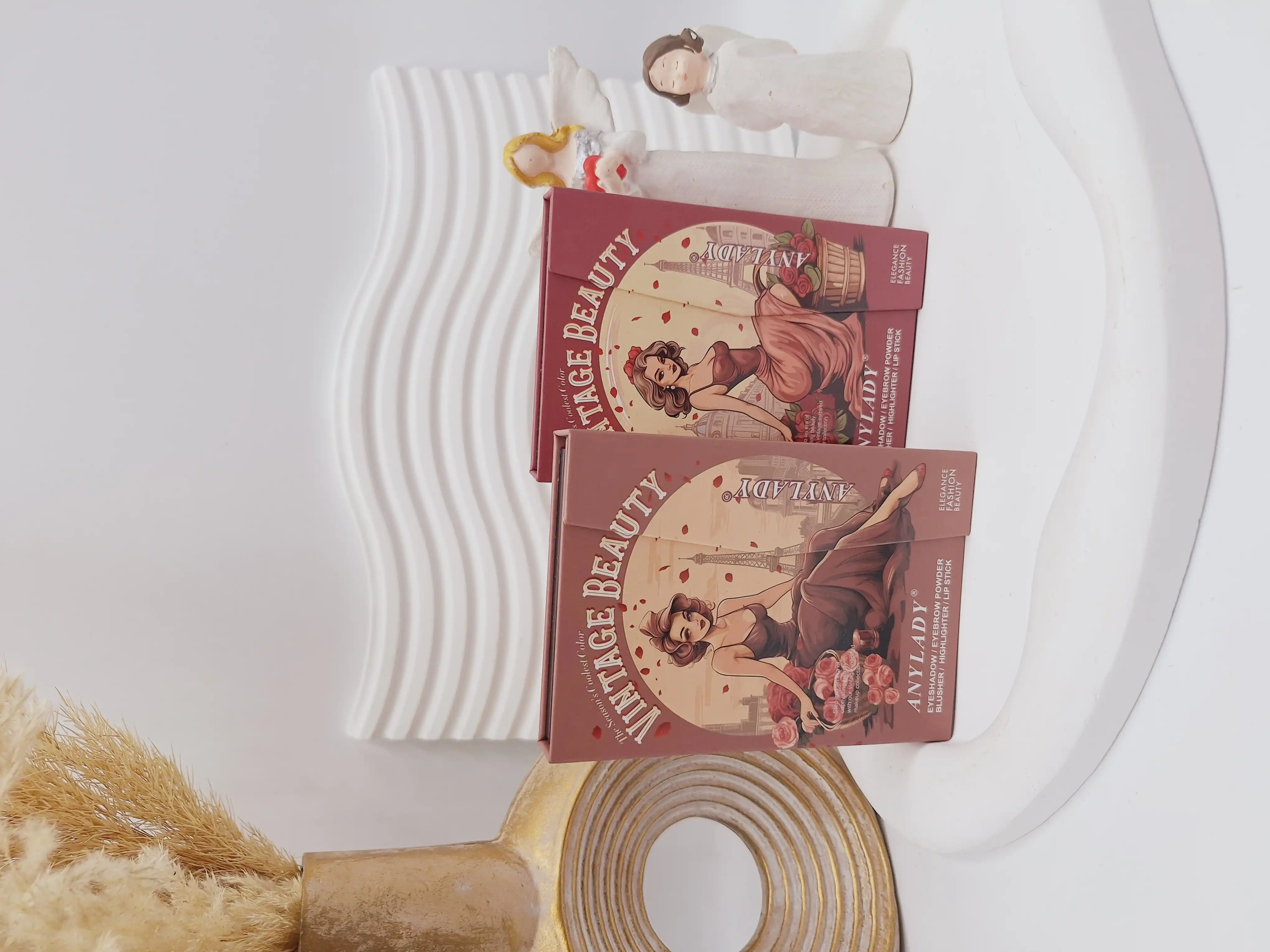 پالت سایه آنالیدی طرح ملکه الیزابت کد 8607E