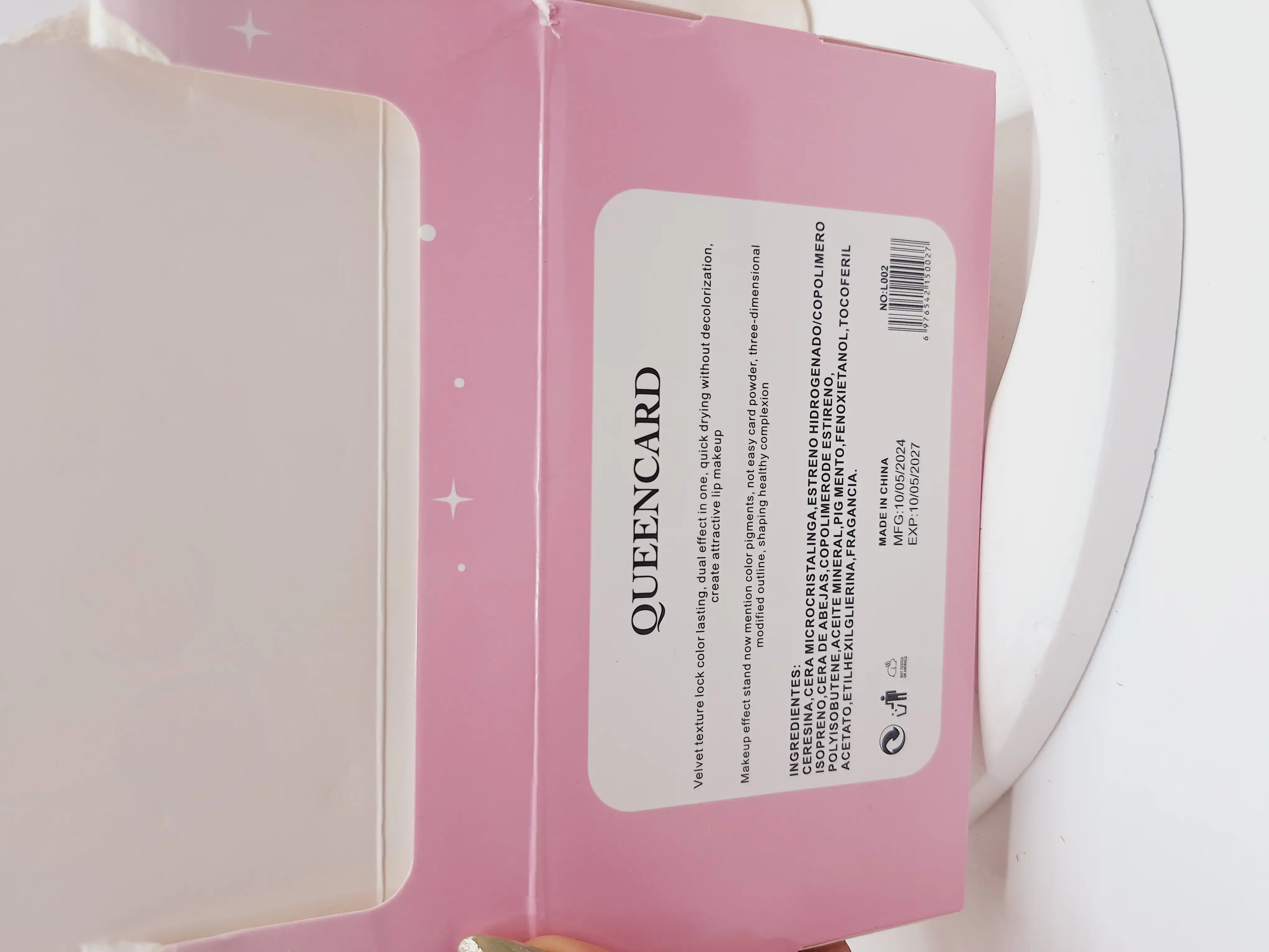 لیپ گلاس طرح گیلاس شاین دار برند magic کد L002