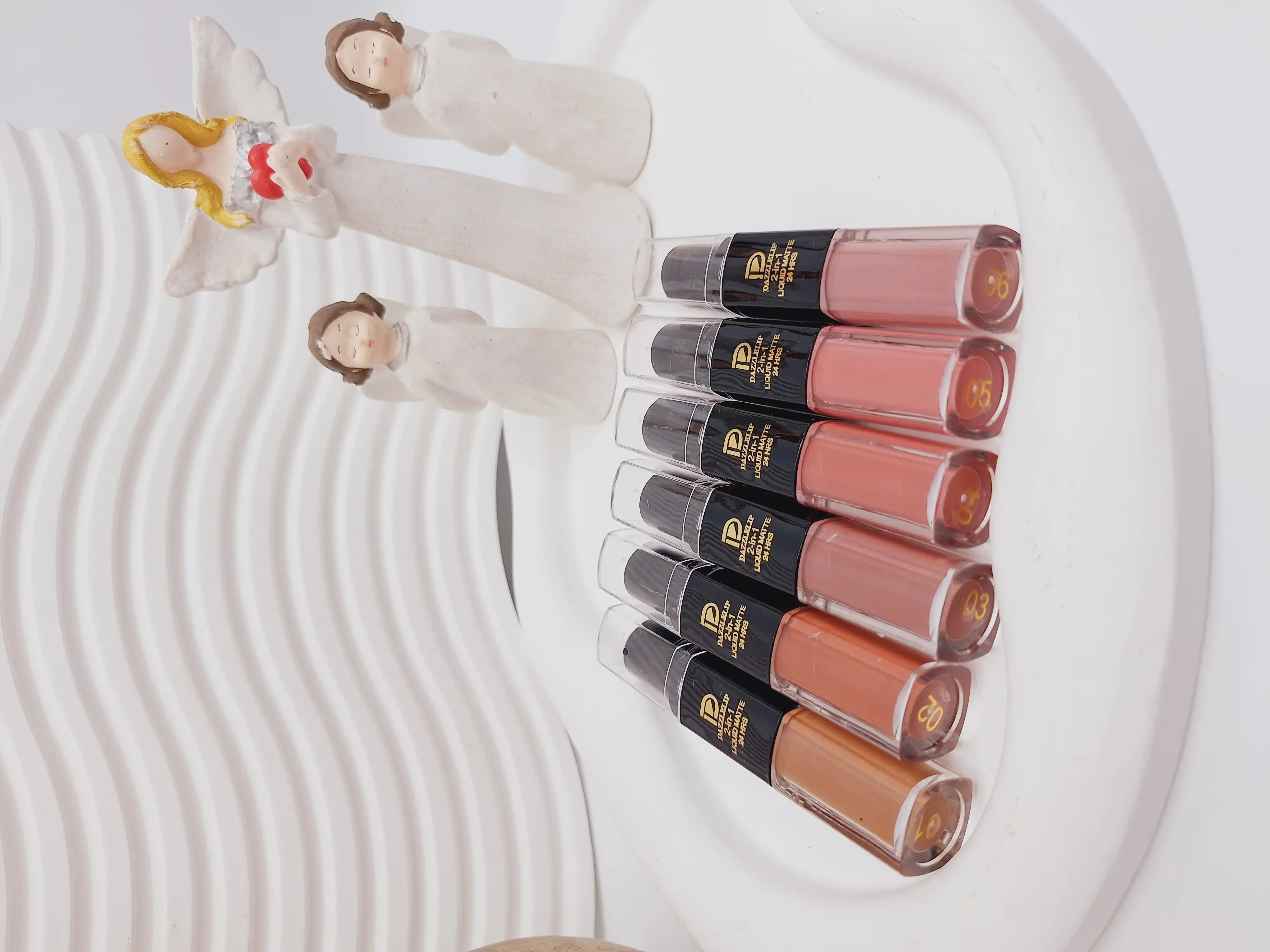 پک 6 تایی رژ جامد و مایع دو سر کد 0438