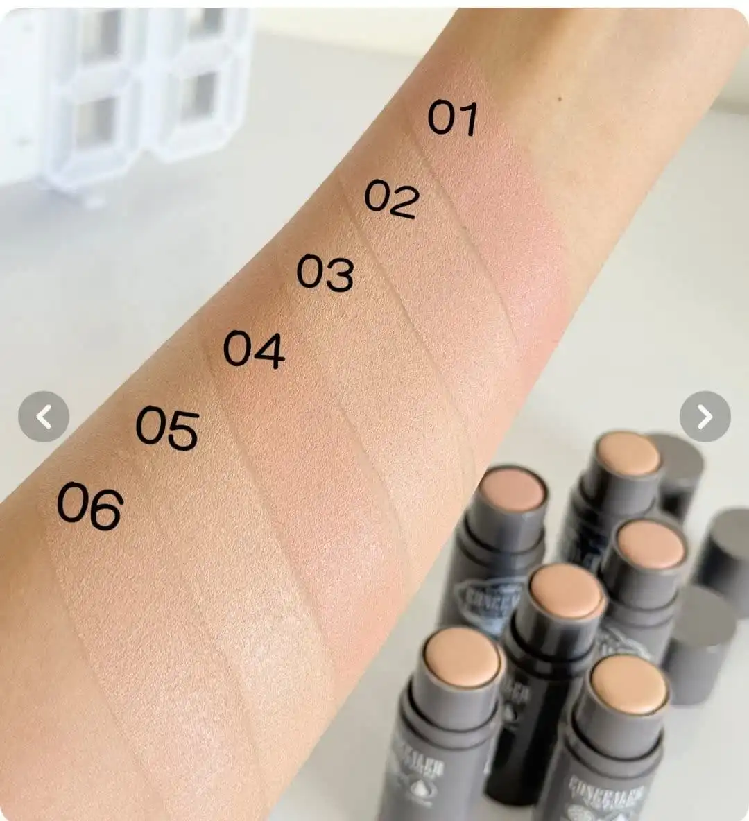 کانسیلر استیکی پد دار برند کالر کستل کد 6023_3