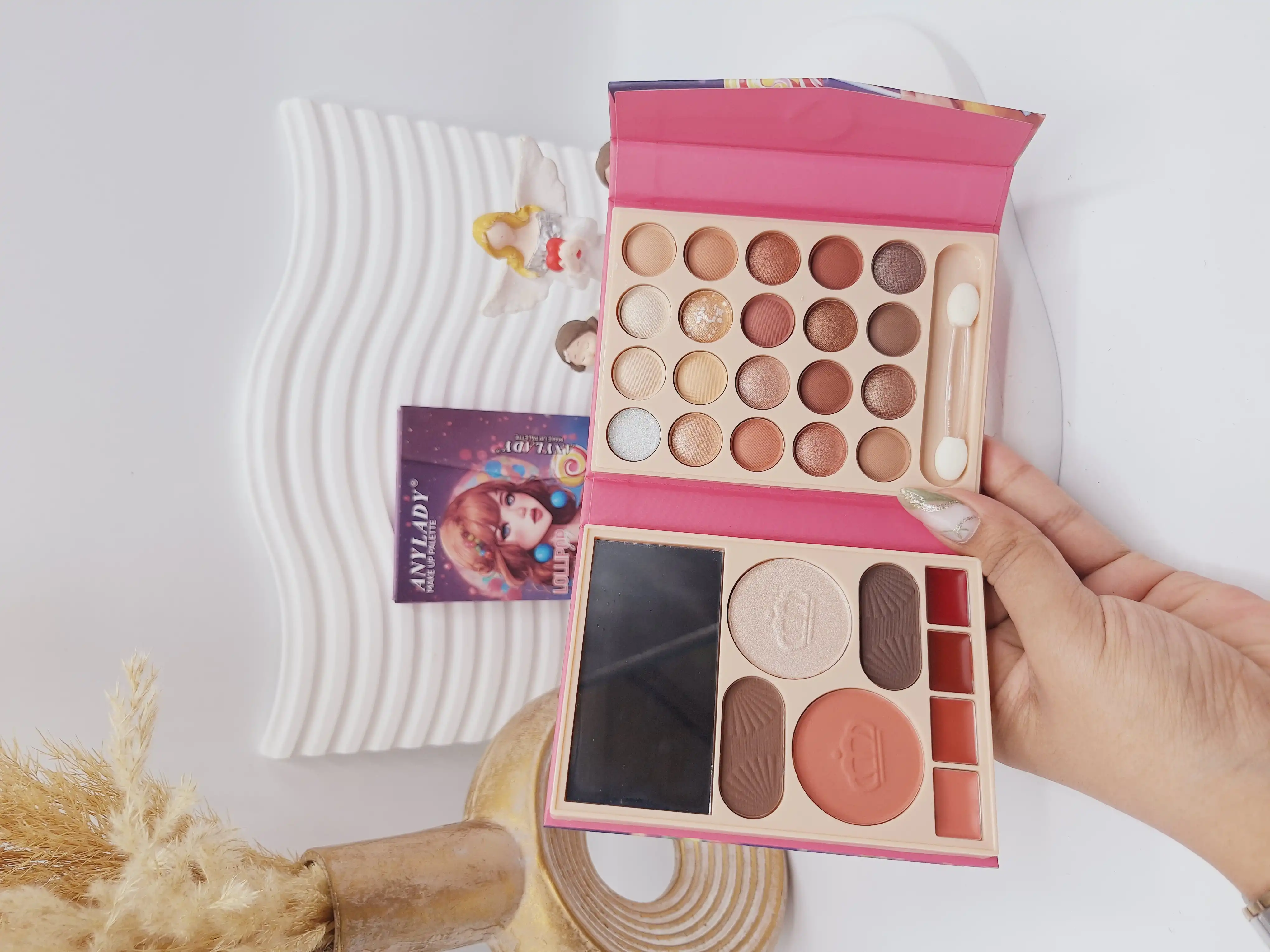 پالت سایه آنالیدی طرح دختر آبنباتی کد 8624FA