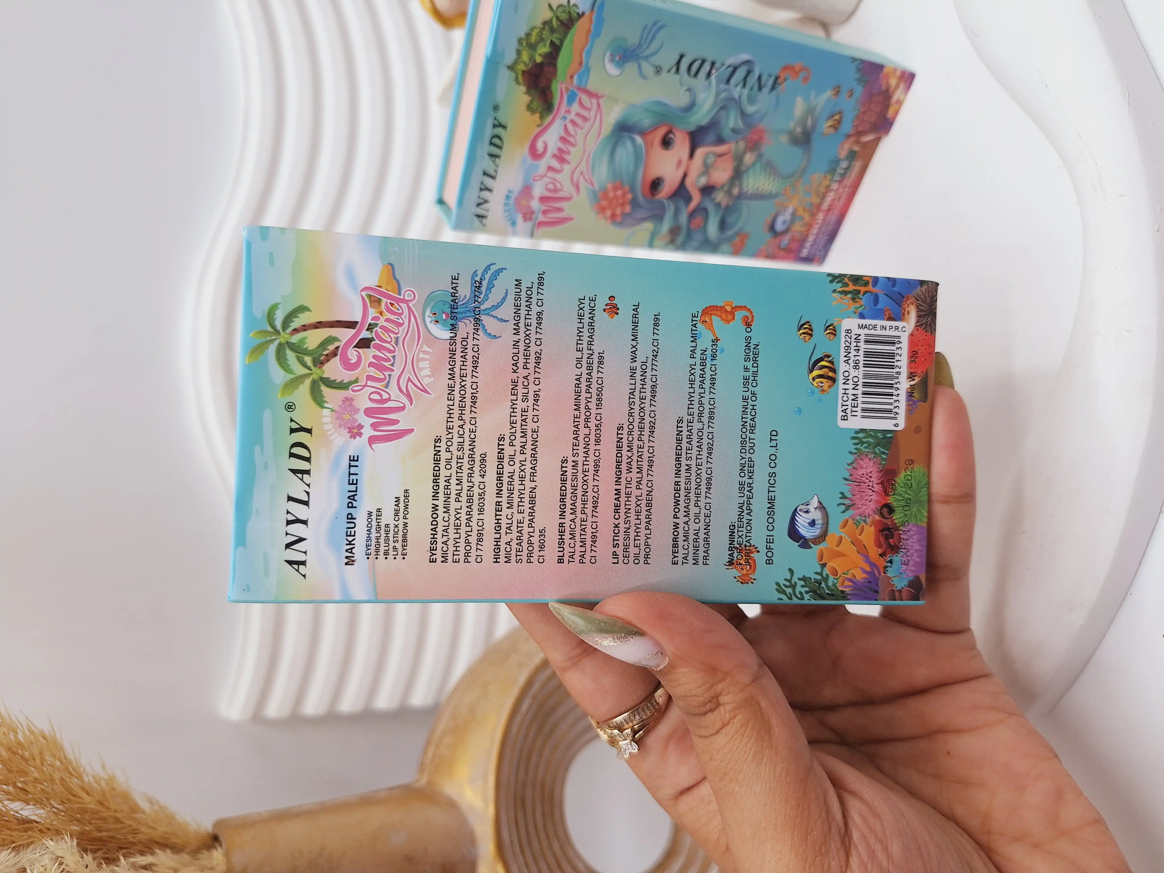 پالت سایه دختر کوچولو دریایی برند آنالیدی کد 8614HN