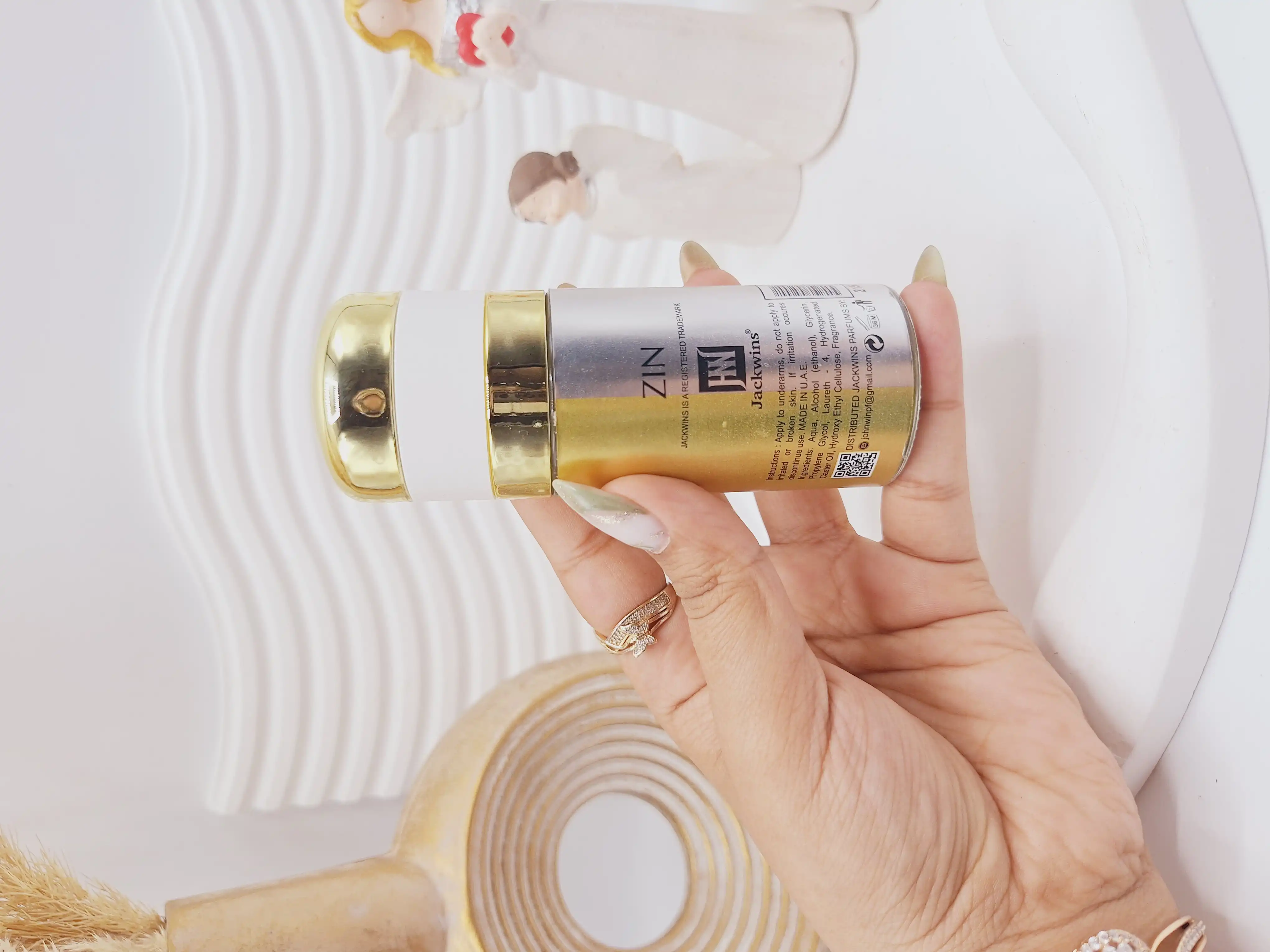 مام رولی 24 ساعته 50ml برند ZlN کد 2441