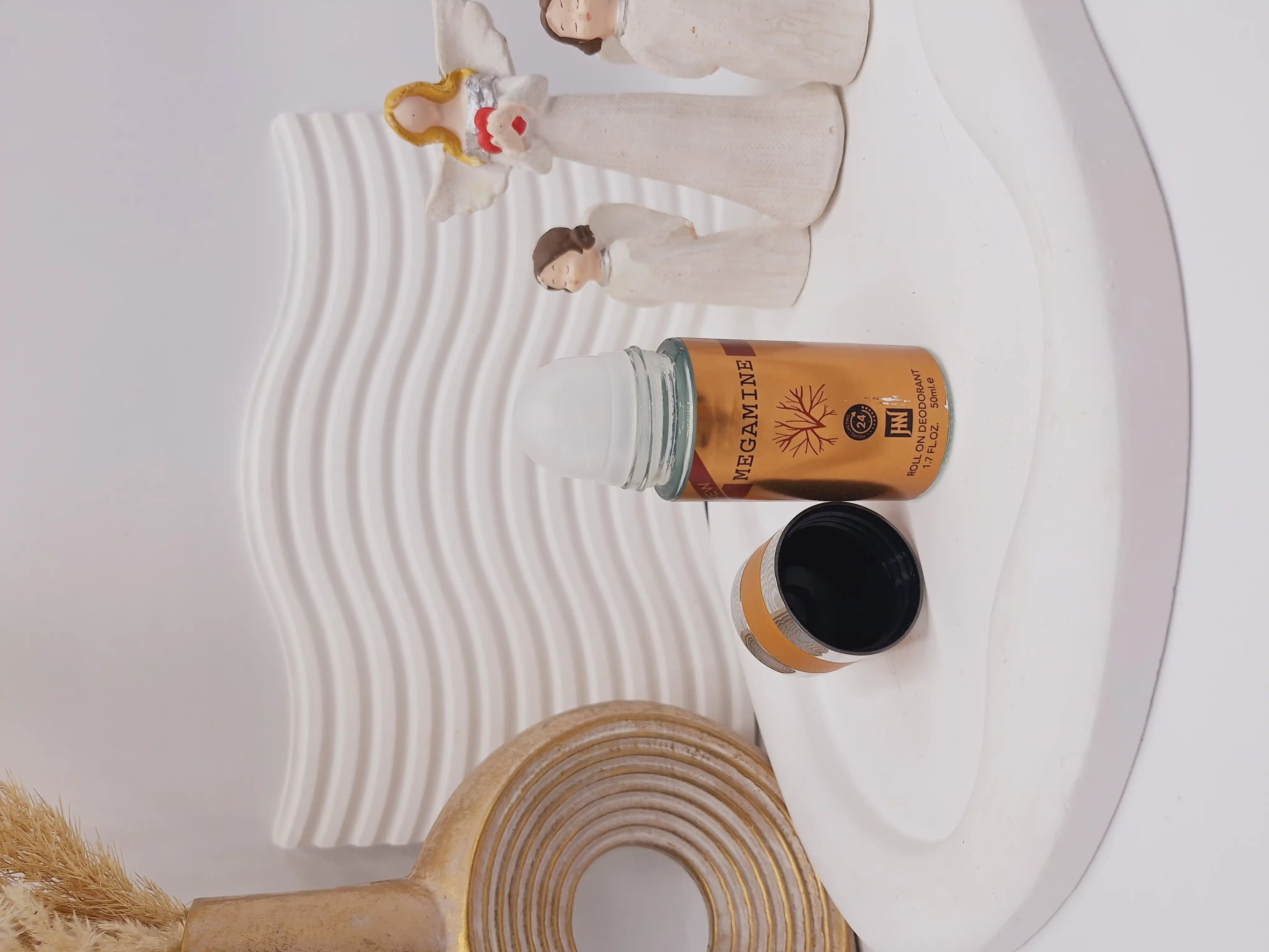 مام رولی 24 ساعته 50ml برند MEGAMINE کد 6280