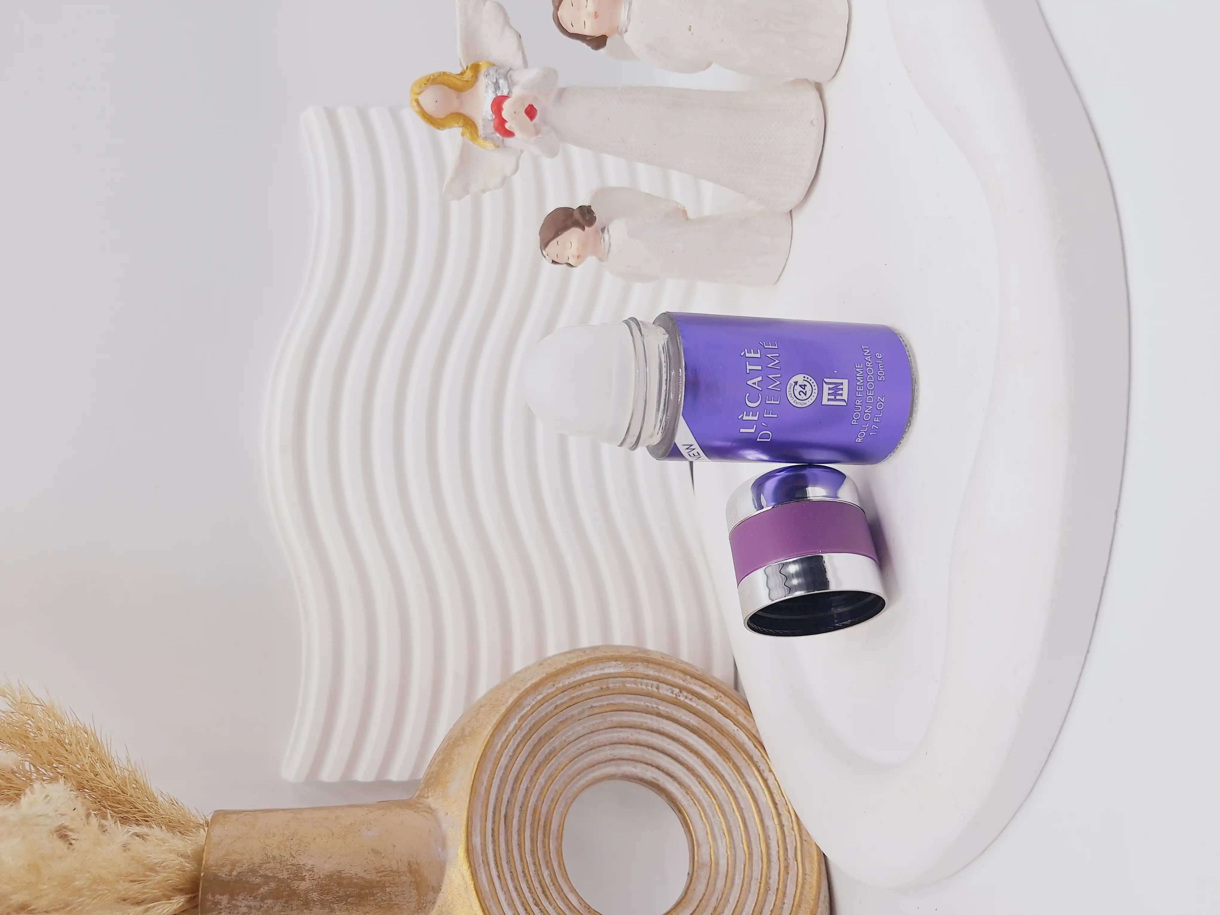 مام رولی 24 ساعته 50ml برند LÈCATÈ D'FEMMÉ کد 2427