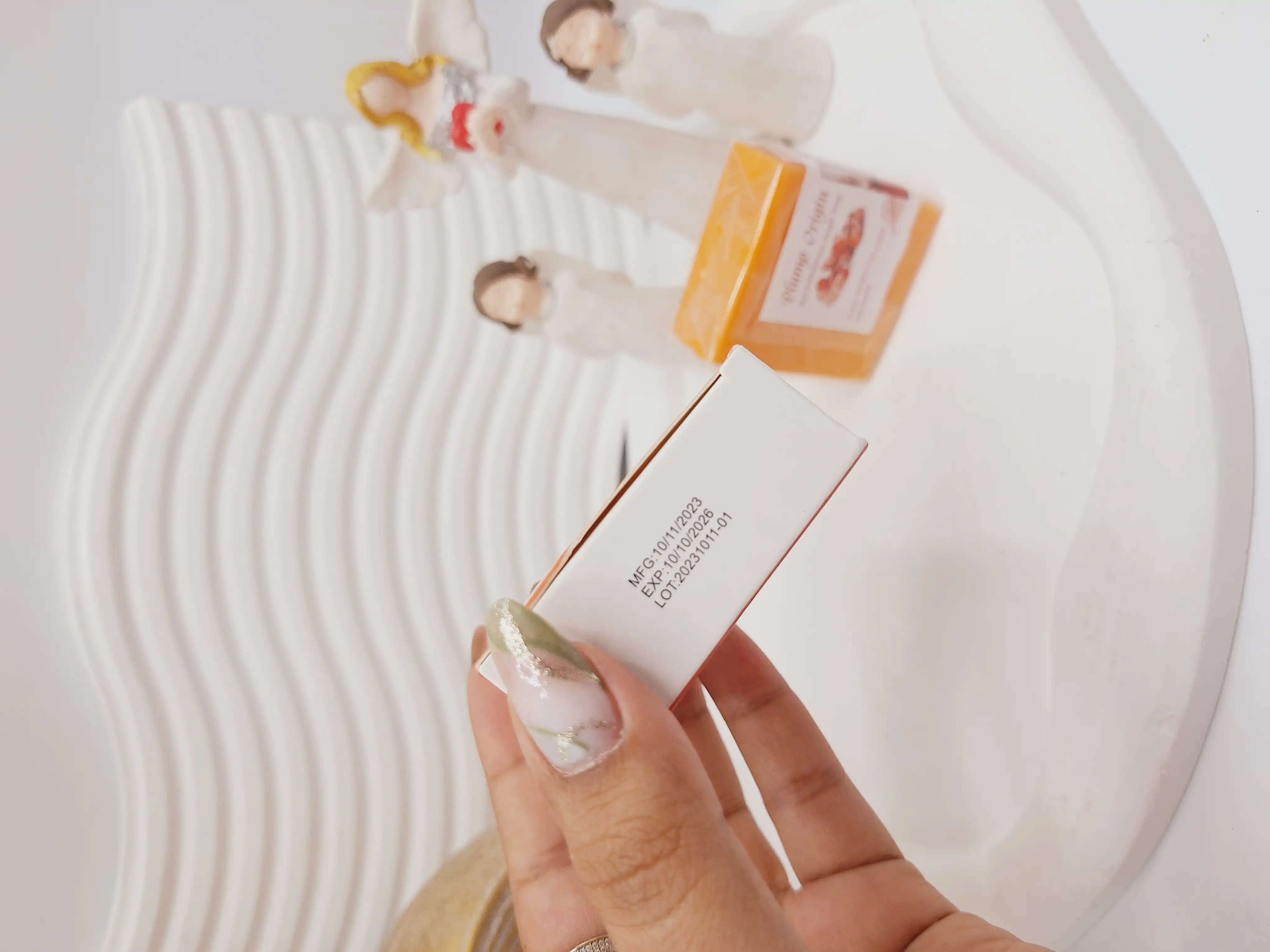 صابون کلاژن تقویت کننده باسن برند EELHOE