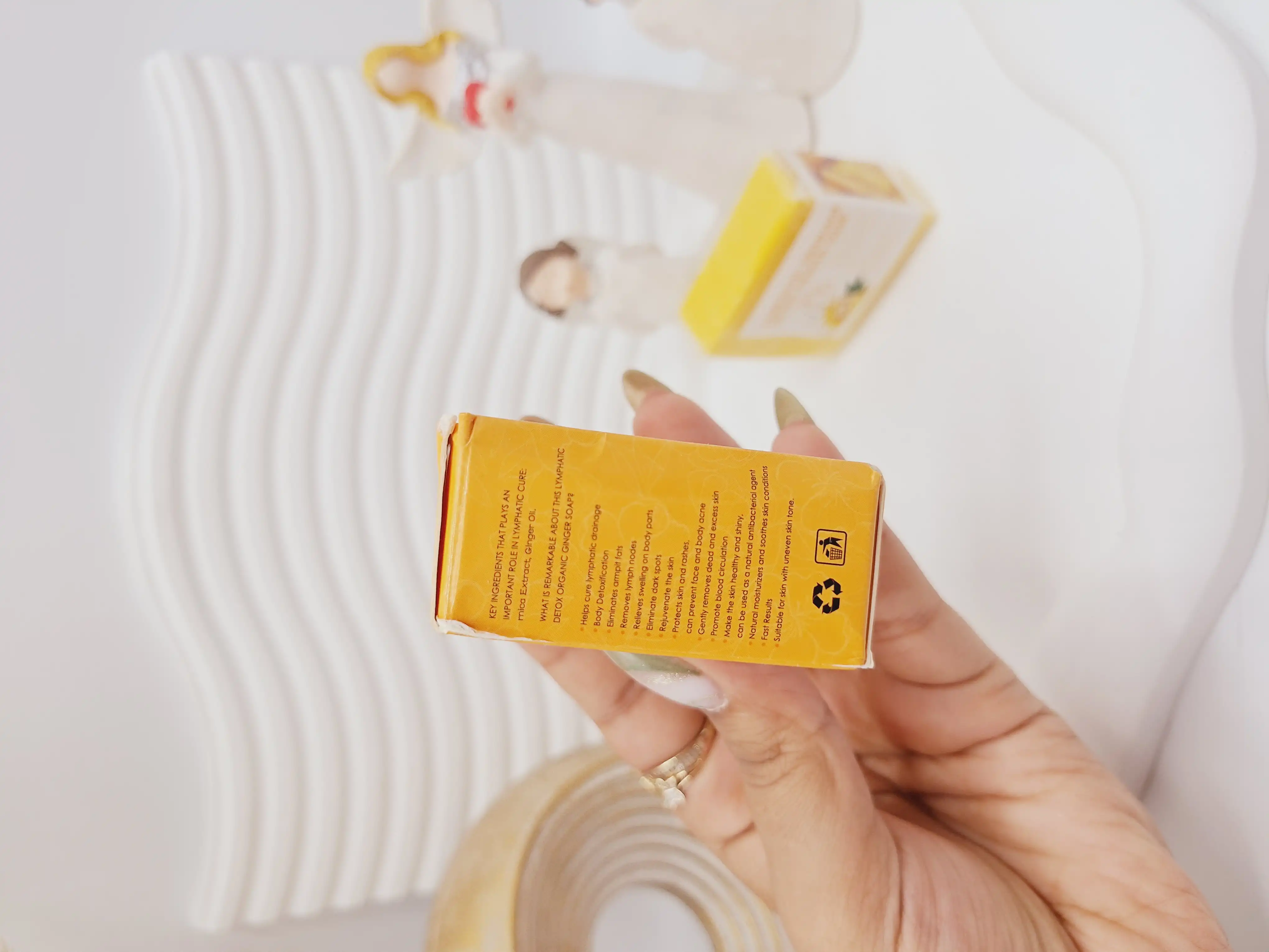 صابون گیاهی زنجبیل سم زدایی لنفاوی و چربی سوز