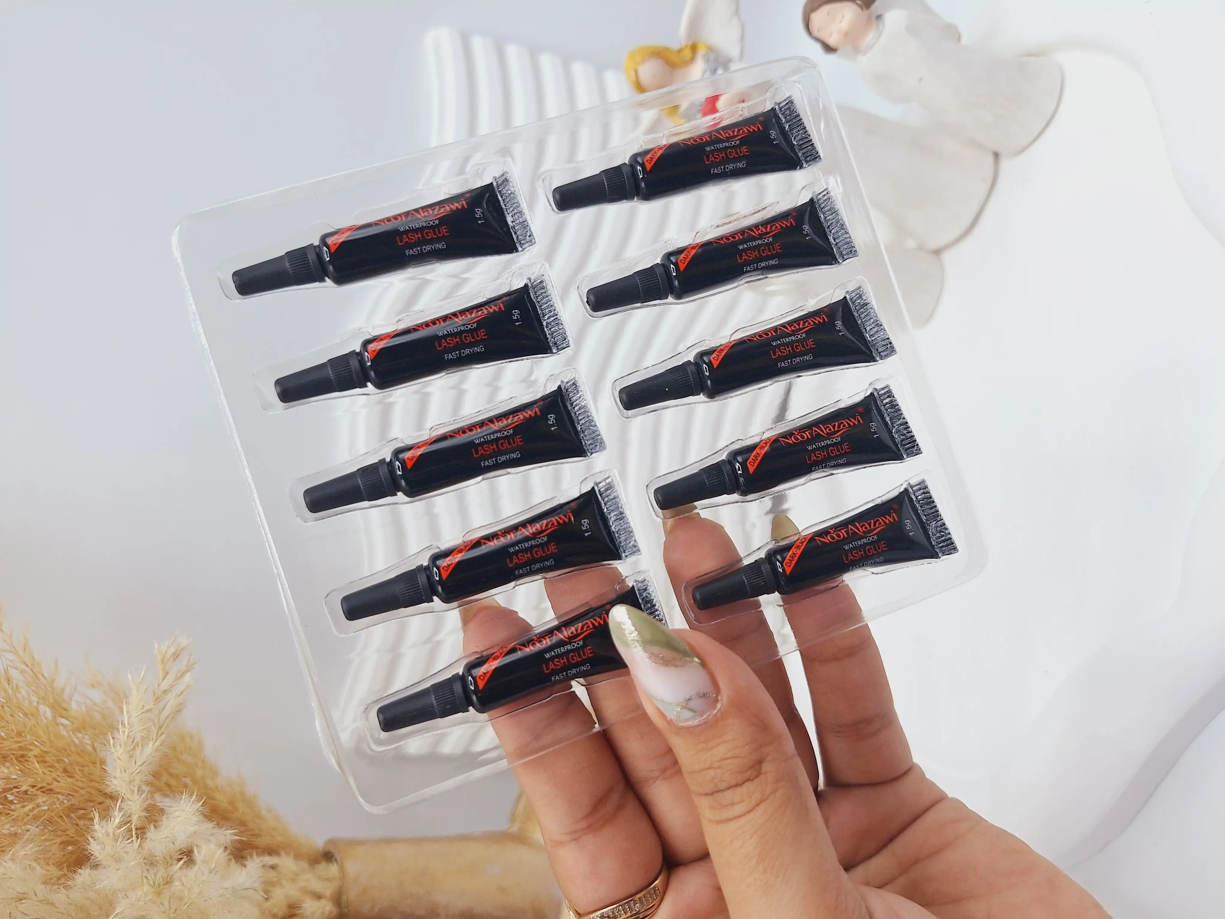 چسب مژه تکی برند Noor Alazawi حجم 1.5 گرم کد BX-3611 (کارتن مکعب)