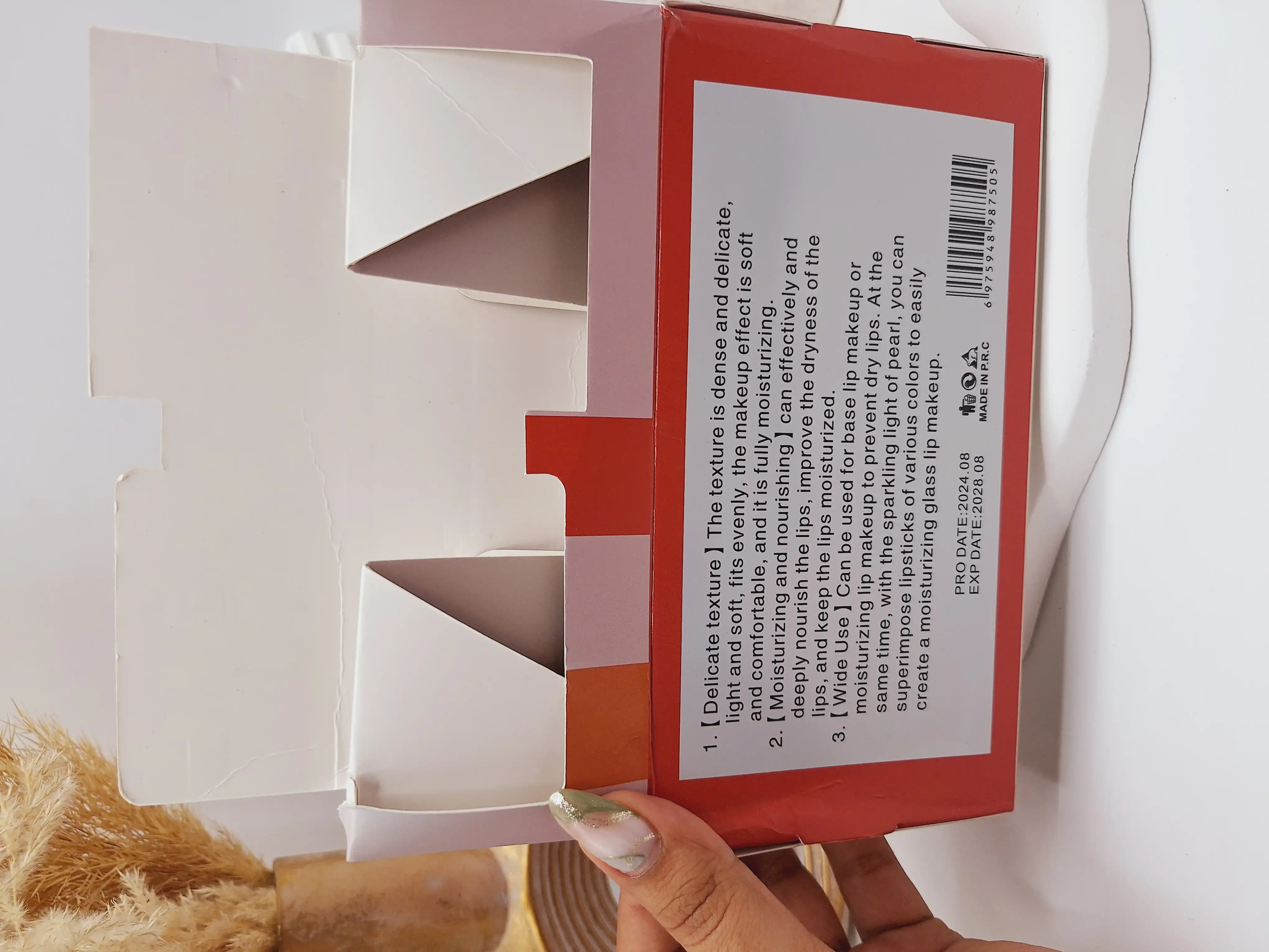 برق لب مات و حرارتی رنگی برند مجیک مناسب رفع خشکی و تغدیه کننده لب کد 7505