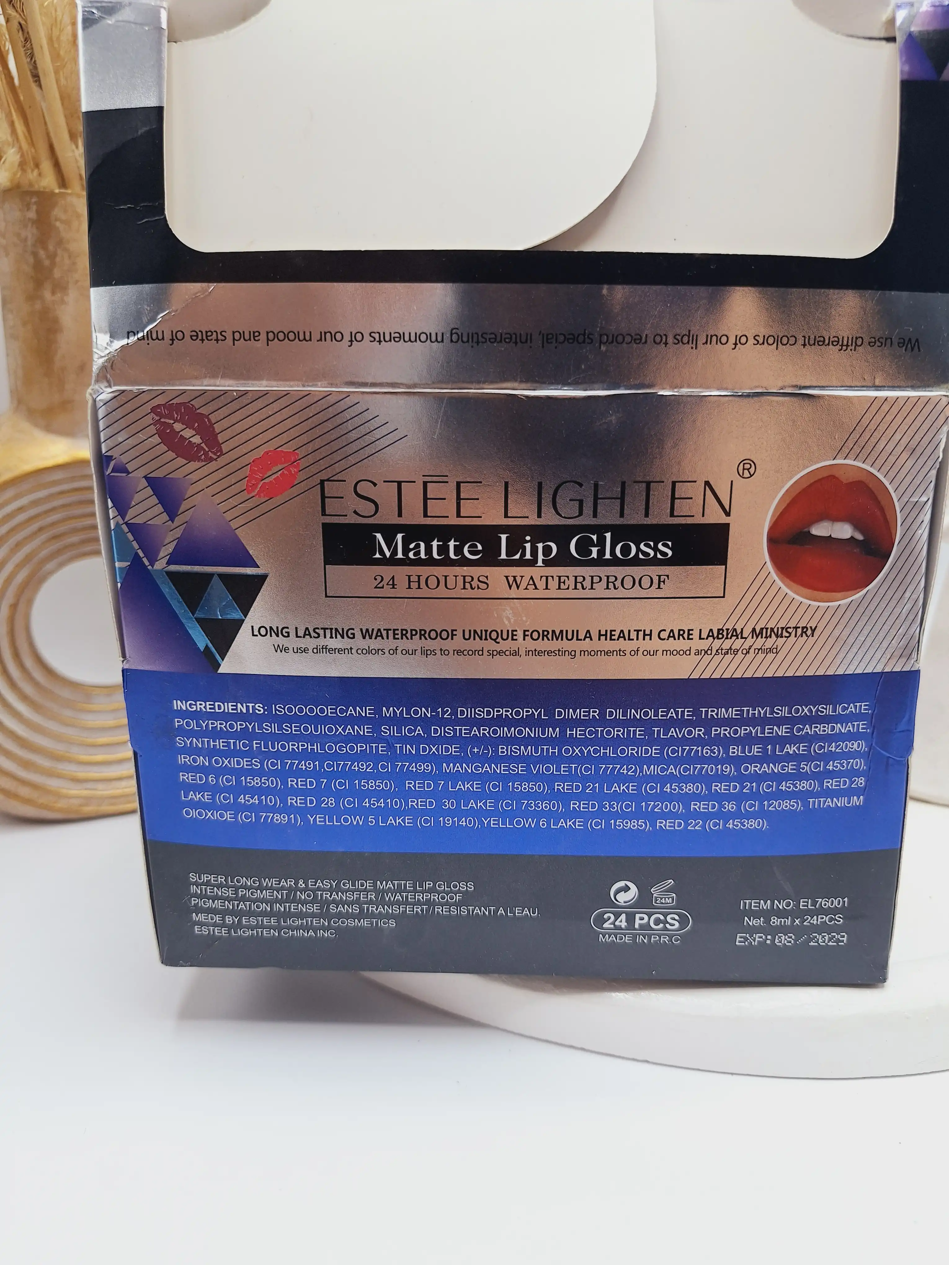 پک رژ مایع تکی برند ESTEE LIGHTEN کد 76001