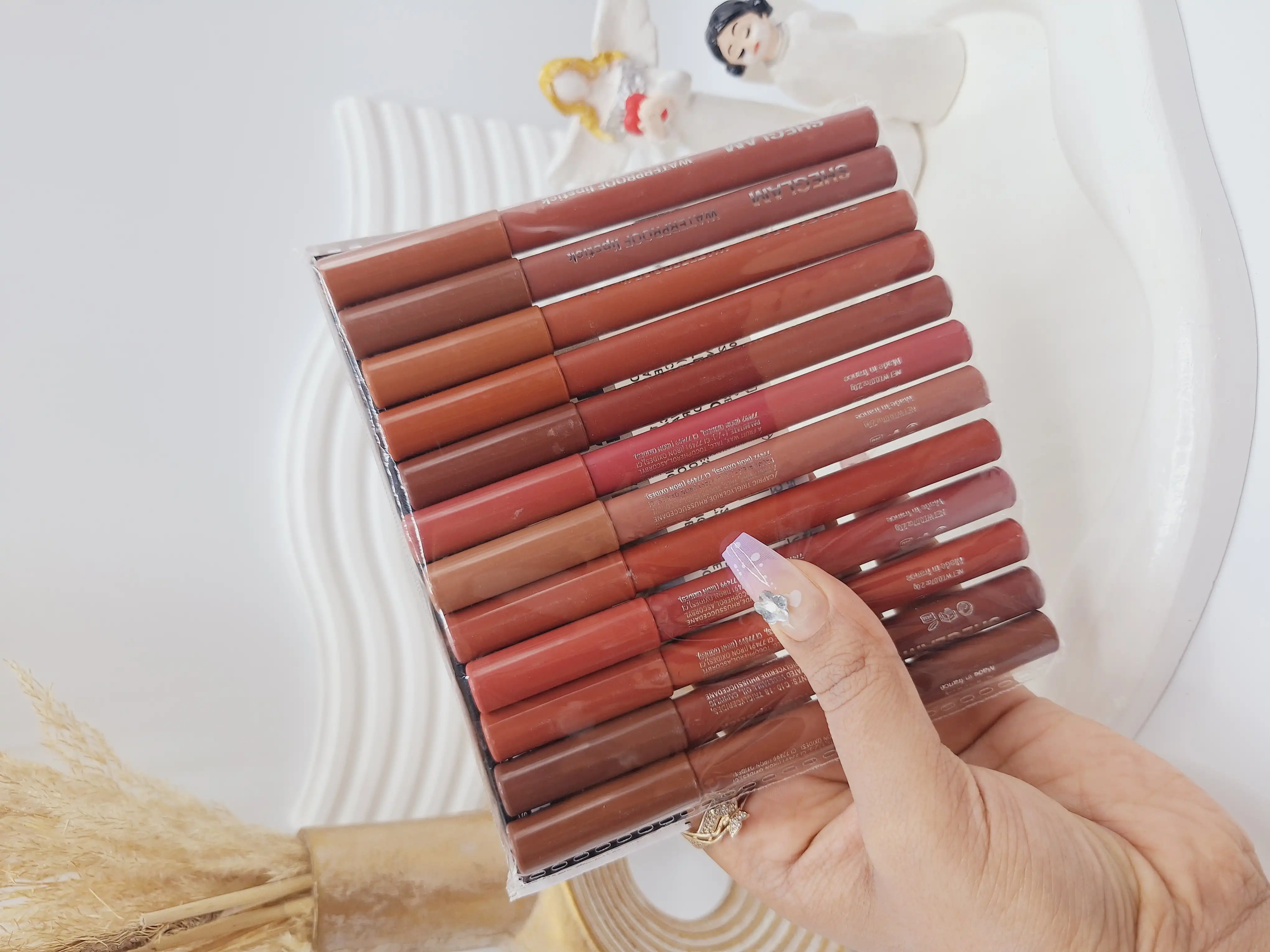 پک رژ مدادی 12 تایی برند SHEGLAM کد 7946