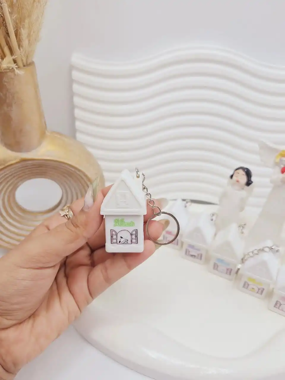 لیپ گلاس طرح خانه کرومی برند Mundo کد 10490