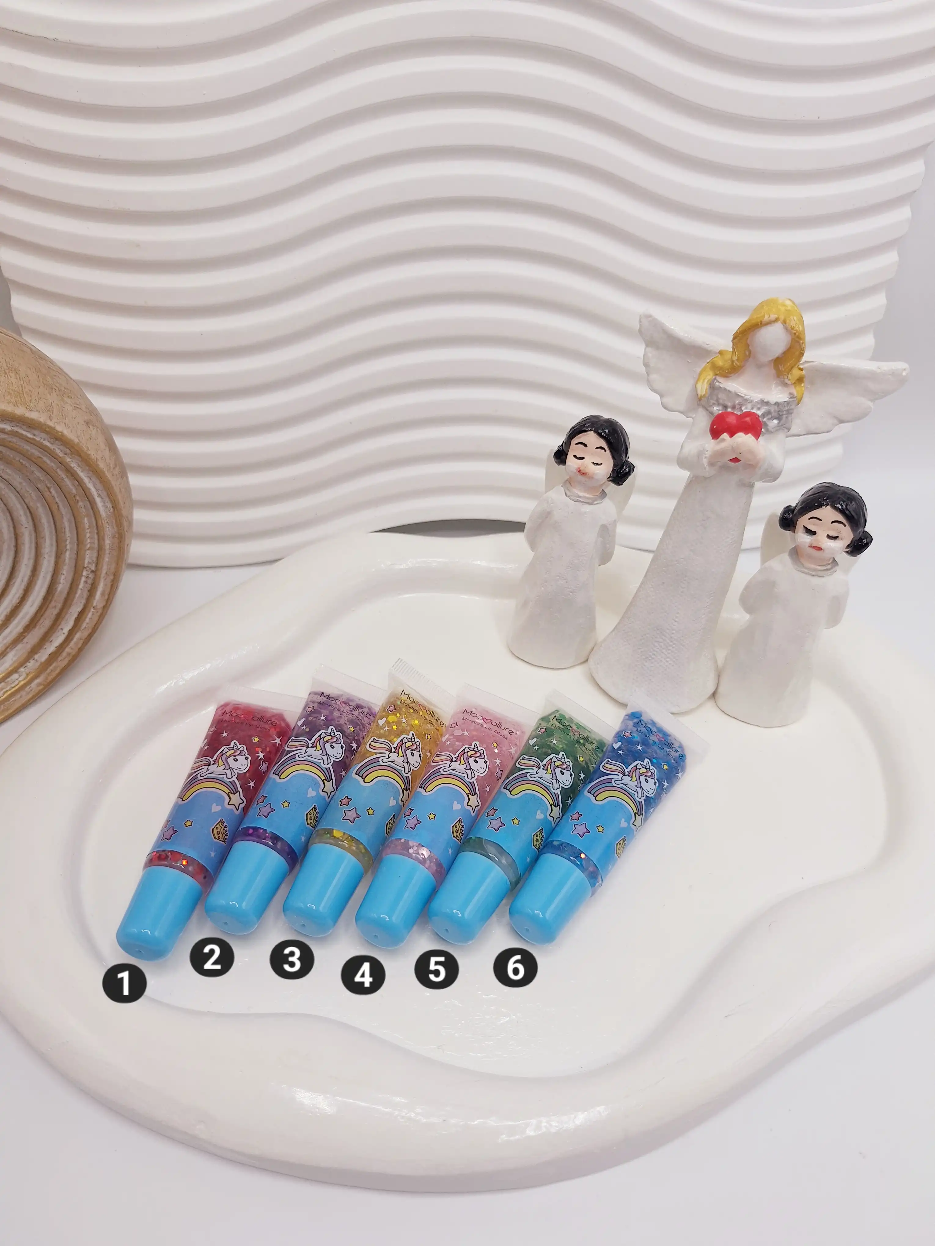 برق لب تیوپی گلیتری برند Moccallure کد 219