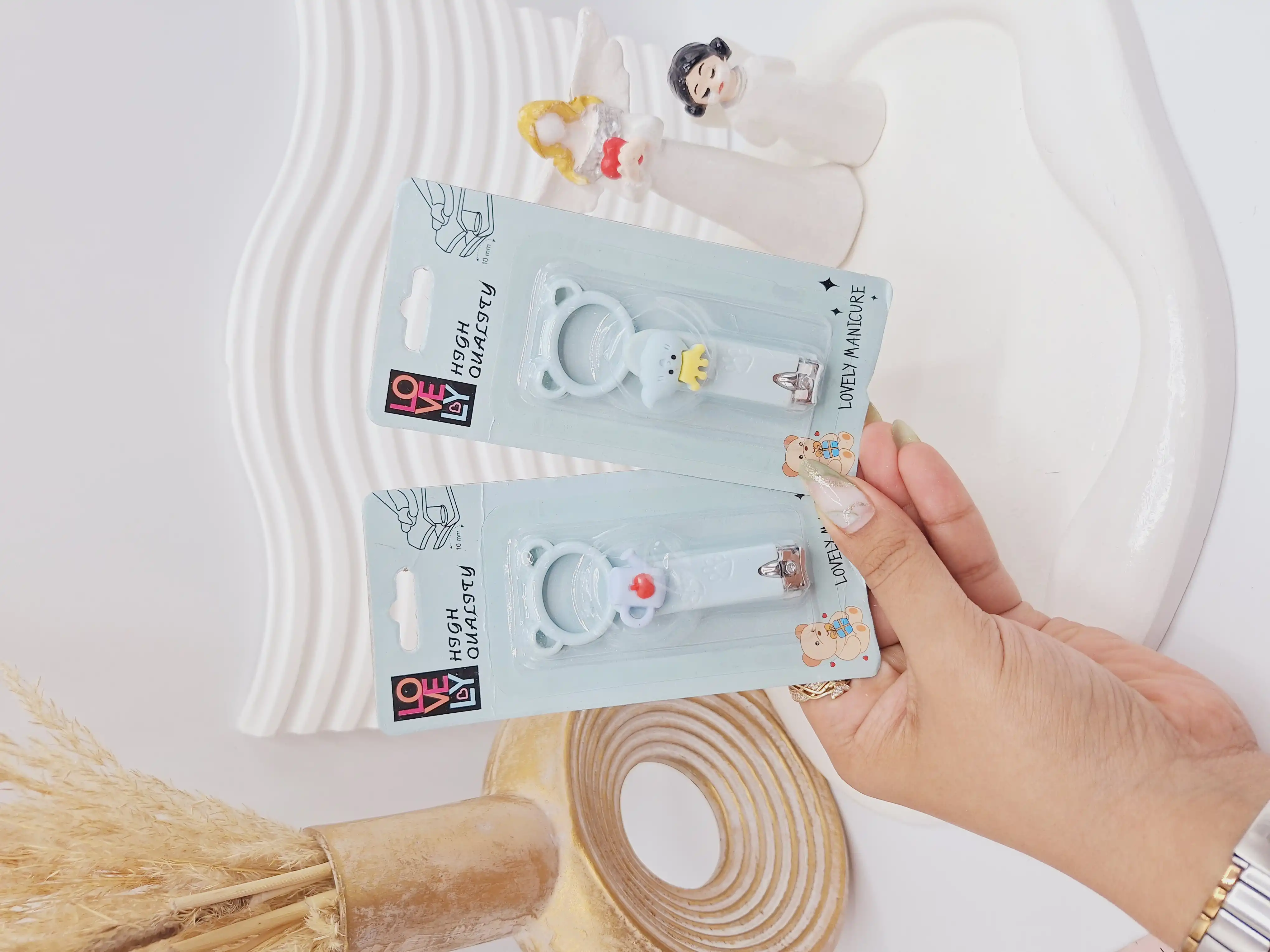 ناخن گیر زیبای رنگی پنجه خرس