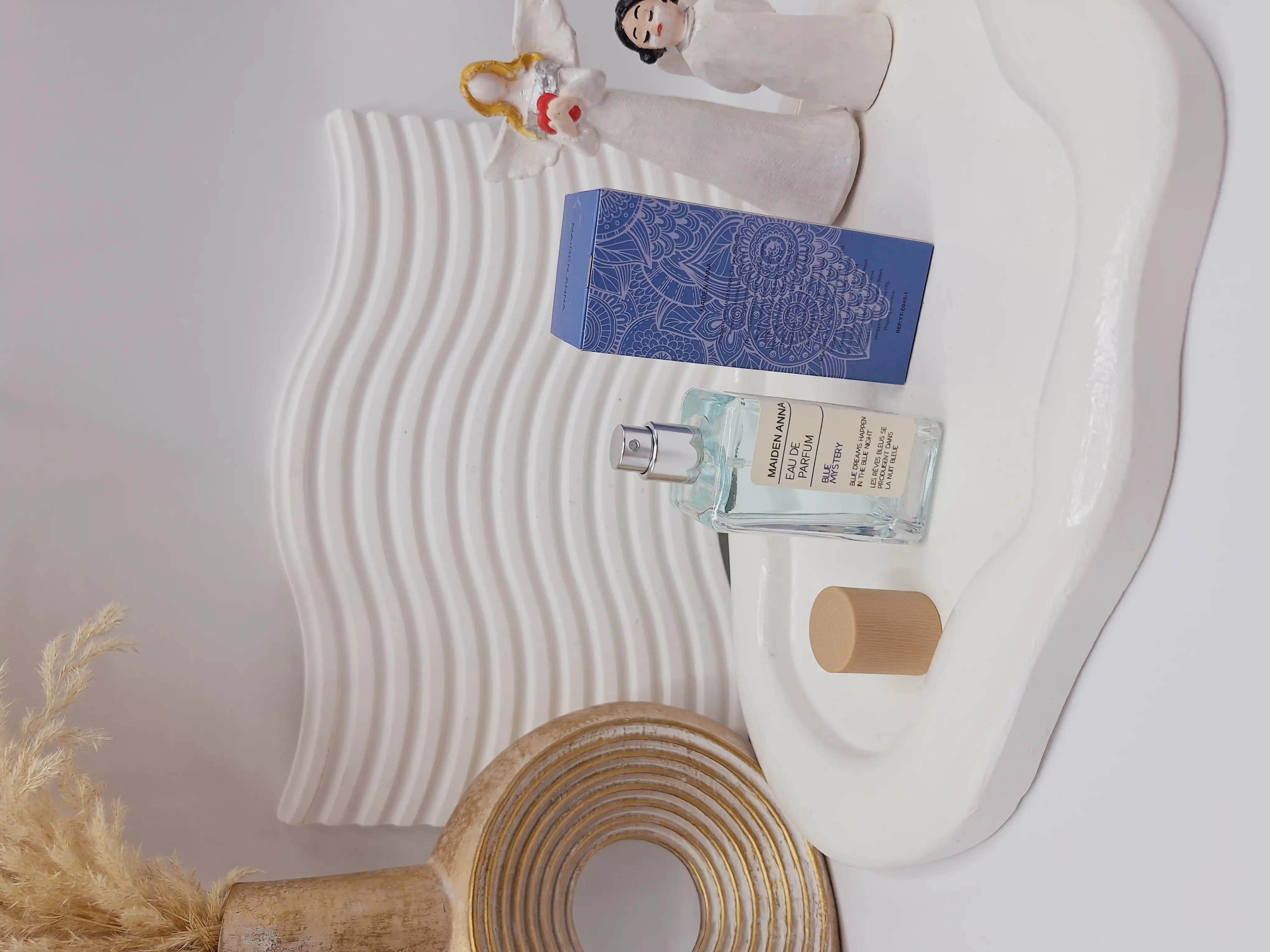 عطر بیکینی رایحه بلوبری اقیانوسی (BLUE MYSTERY) حجم 50 میل فوق العاده خوشبو با ماندگاری بالا ساخت ترکیه