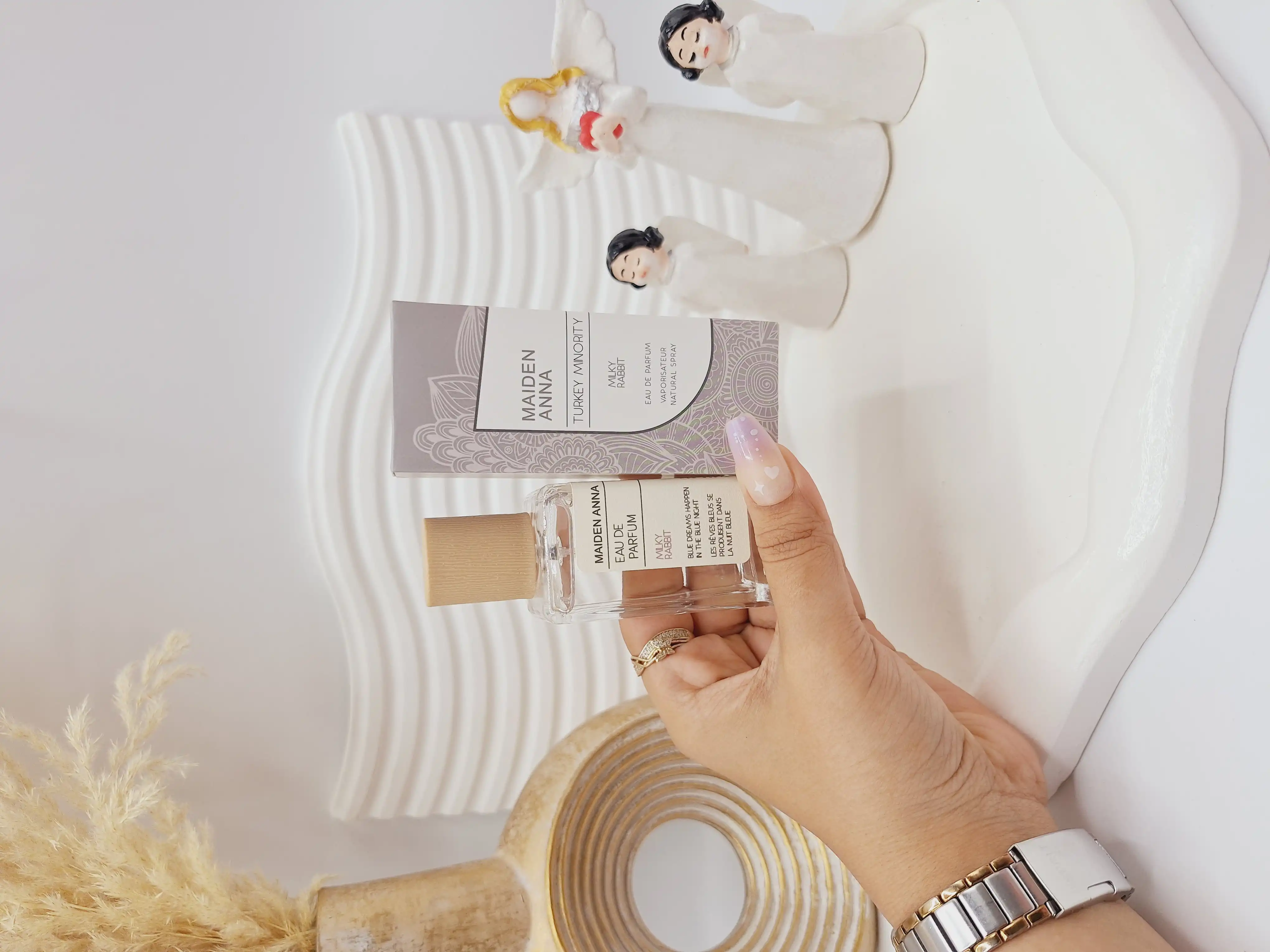 عطر بیکینی رایحه چوب دودی (MILKY RABBIT) حجم 50 میل فوق العاده خوشبو با ماندگاری بالا ساخت ترکیه