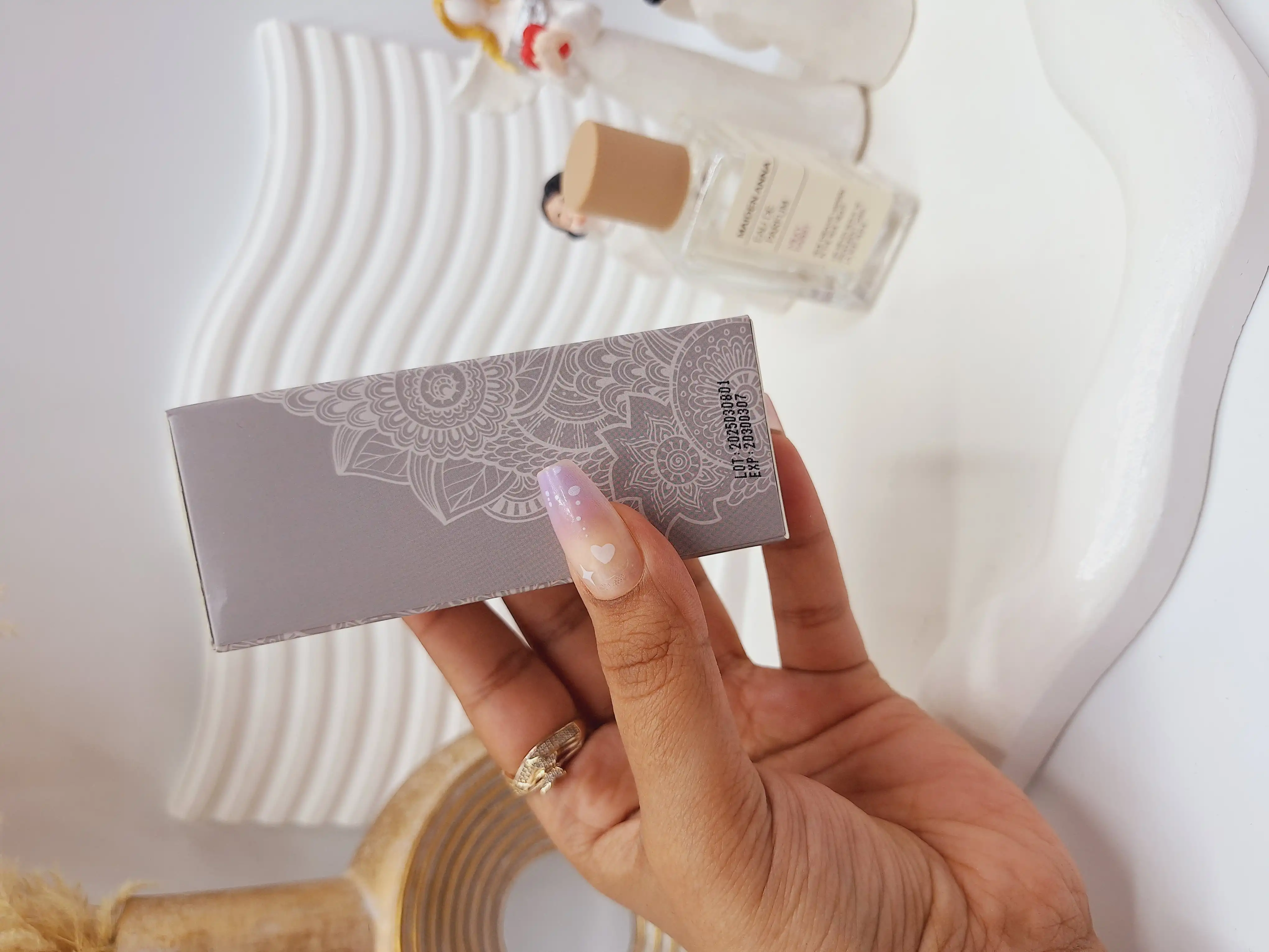 عطر بیکینی رایحه چوب دودی (MILKY RABBIT) حجم 50 میل فوق العاده خوشبو با ماندگاری بالا ساخت ترکیه