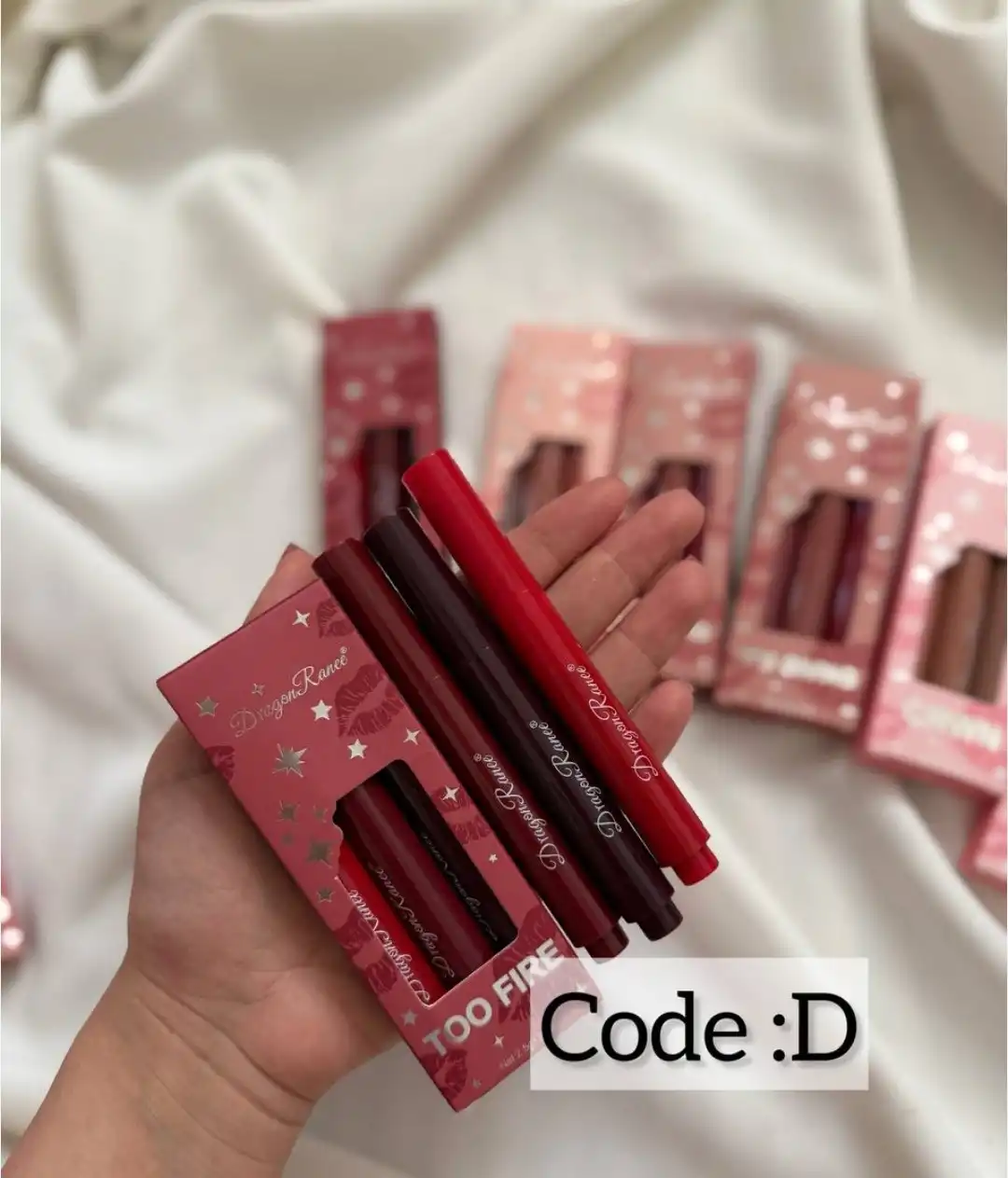 پک لیپ گلاس ( لیپ پلامپر ) دراگون رانی سه عددی کد D8017