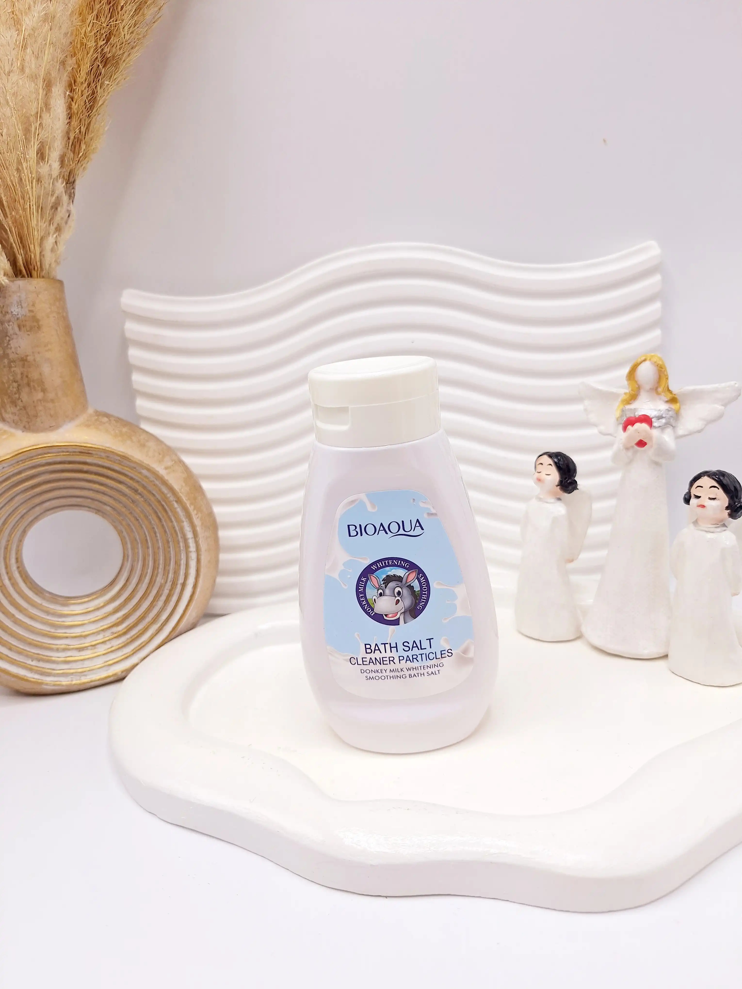 نمک بدن شیر الاغ حجم 430 گرم برند بیوآکوا کد 3563