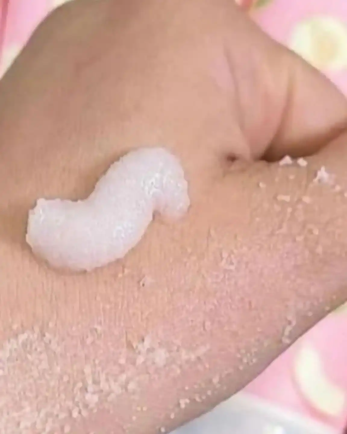 نمک بدن هلو حجم 430 گرم برند بیوآکوا کد 4434