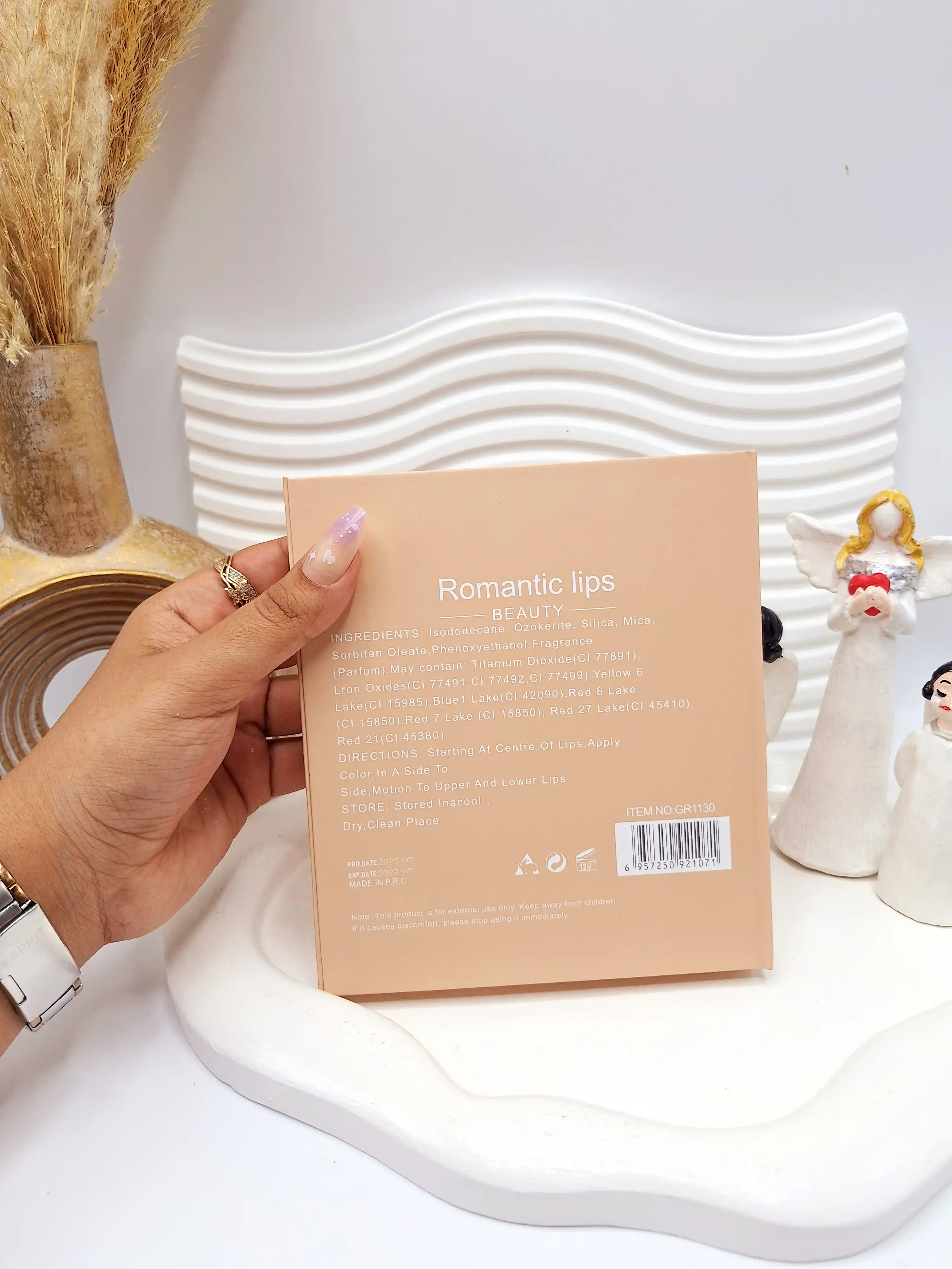 پک 12 تایی رژ لب و لیپ گلاس برند Romantic lips BEAUTY کد GR1130