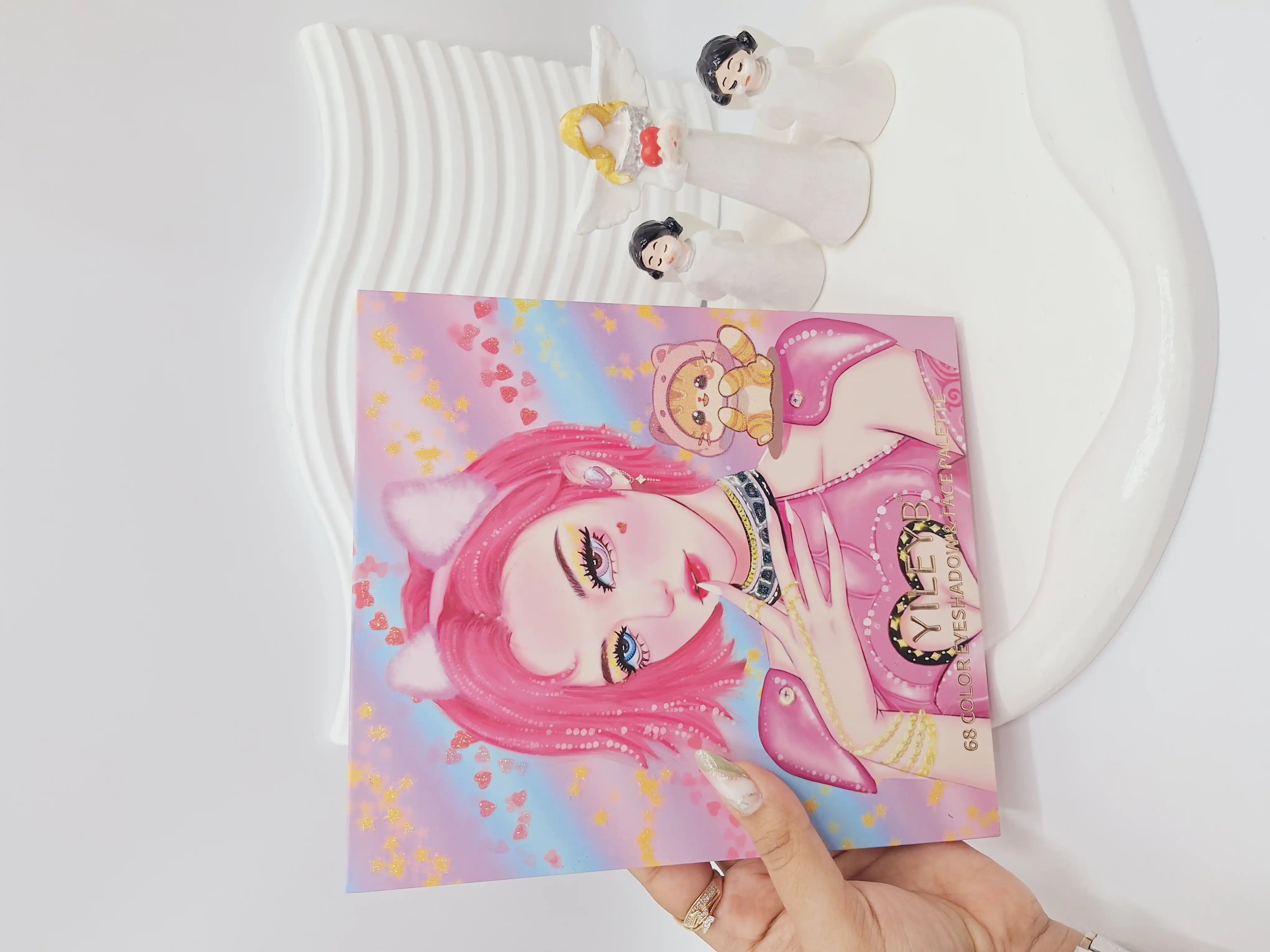 پالت سایت 68 رنگ مدل دختر کره ای جذاب کد YL-183