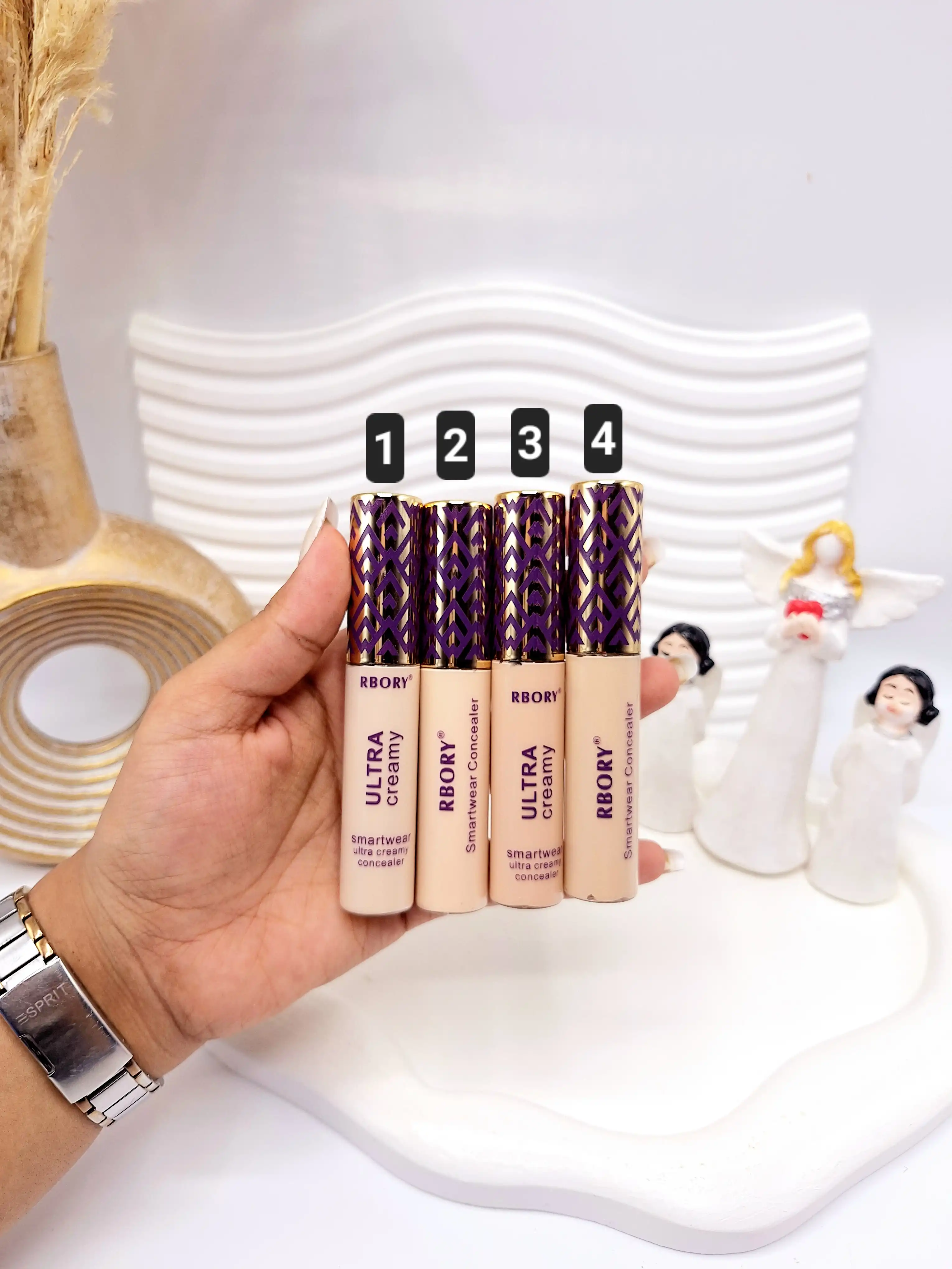 کانسیلر اورجینال مات و مخملی با پوشانندگی بالا برند RBORY ULTRA کد R01001