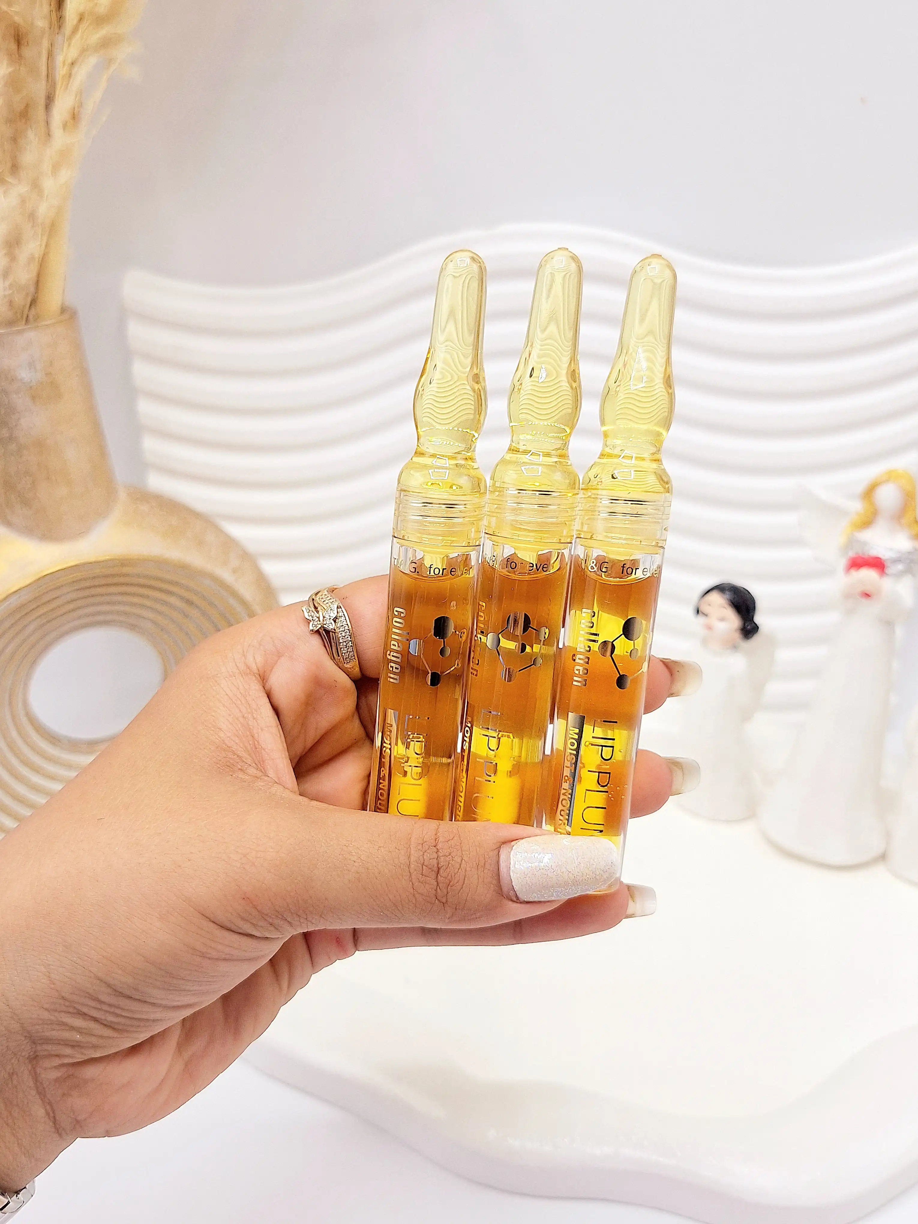 حجم دهنده لب آمپولی کلاژن کد TG-171