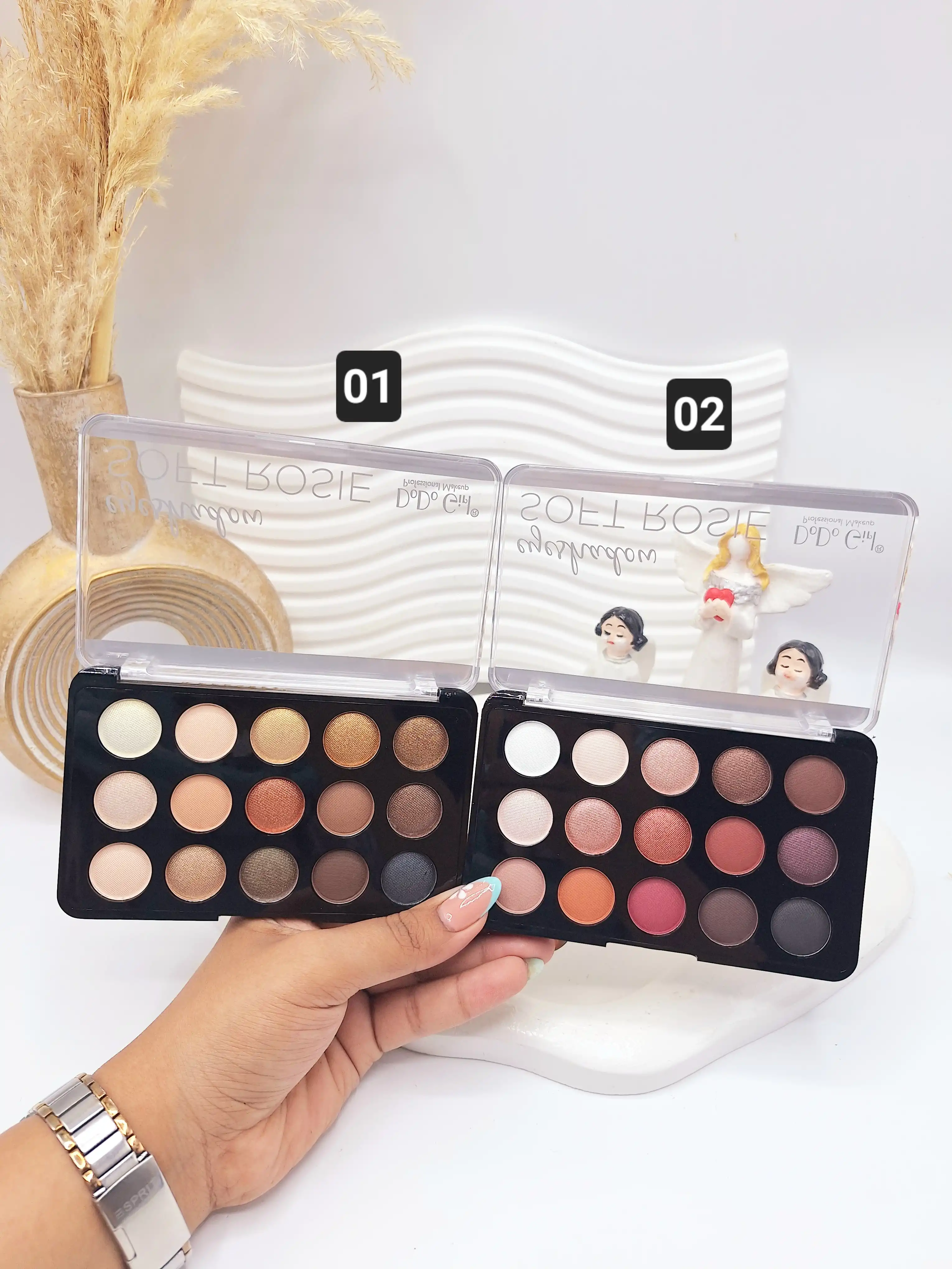 پالت سایه برند soft Rosie 15رنگ جذاب کد 3085