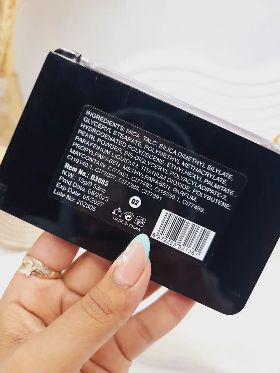 پالت سایه برند soft Rosie 15رنگ جذاب کد 3085