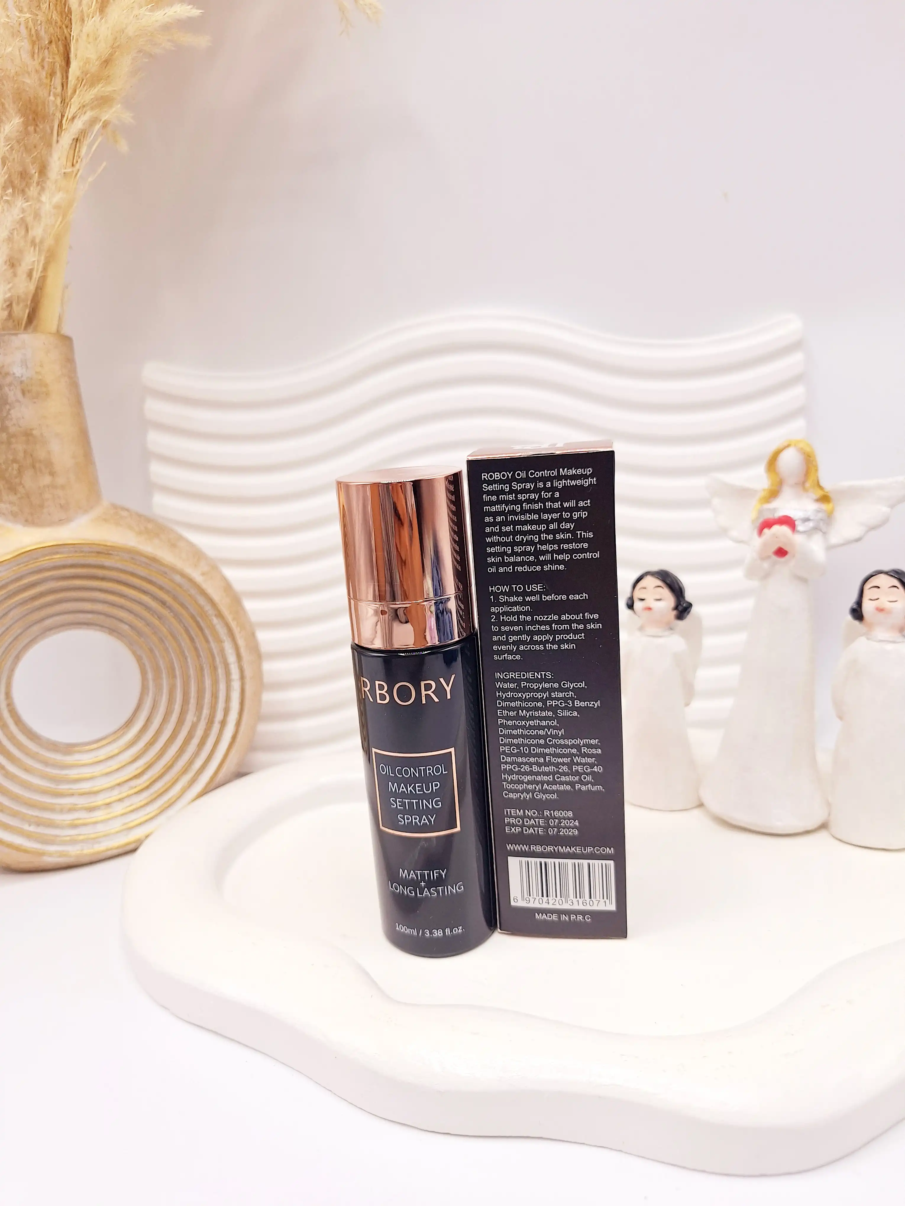 اسپری فیکساتور آرایش برند RBORY کد 16008