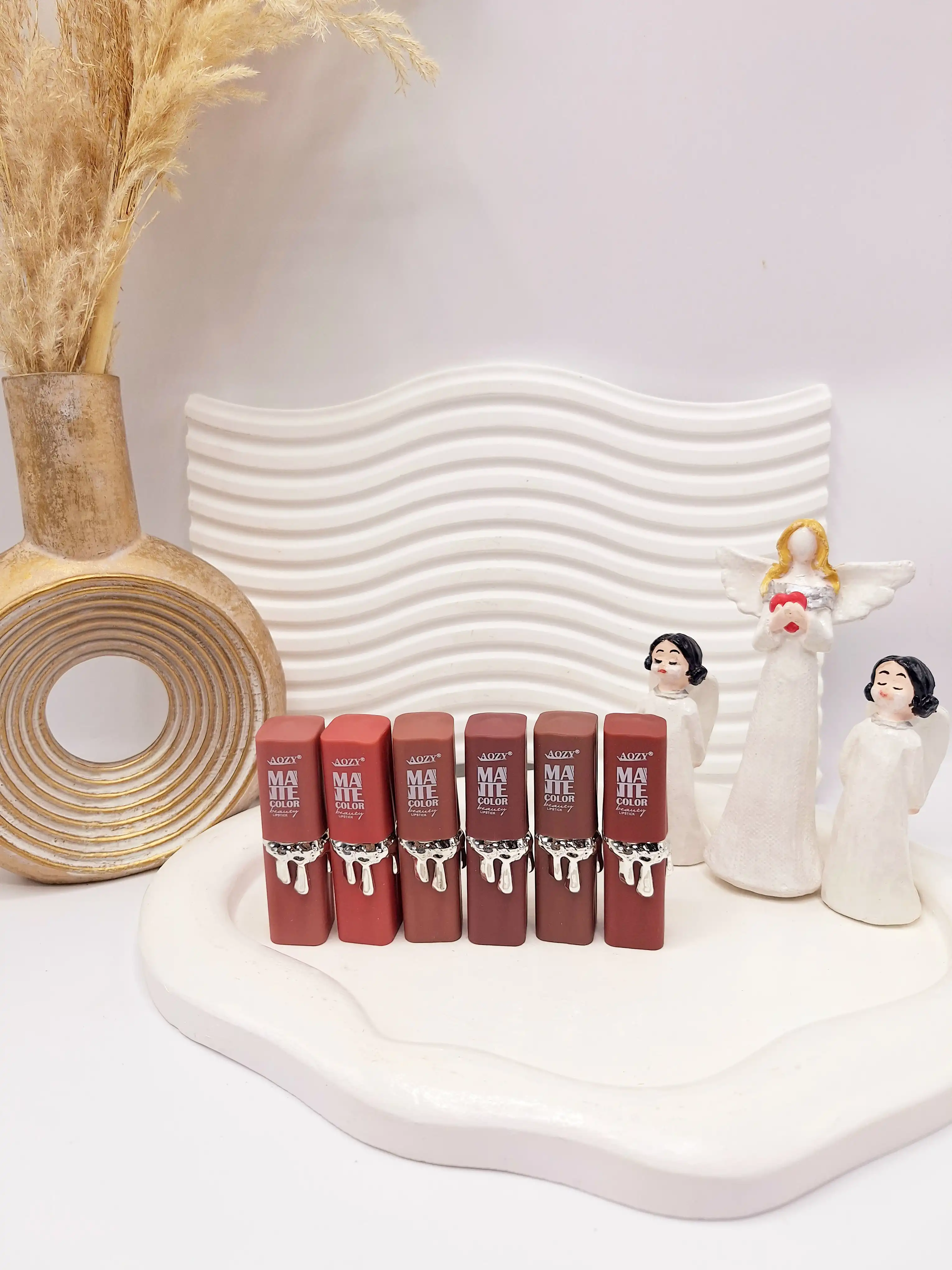 رژ 6 تایی مات مخملی برند Aozy کد 006