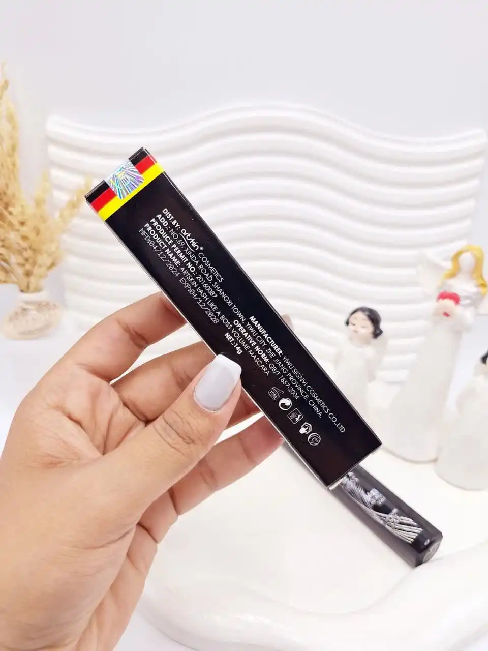 ریمل حجم دهنده و خرده مژه دار برند آرت اسکین کد 974024