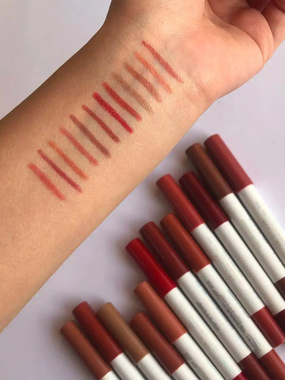 پک رژ لب مدادی شمعی برند آرت اسکین کد 971078