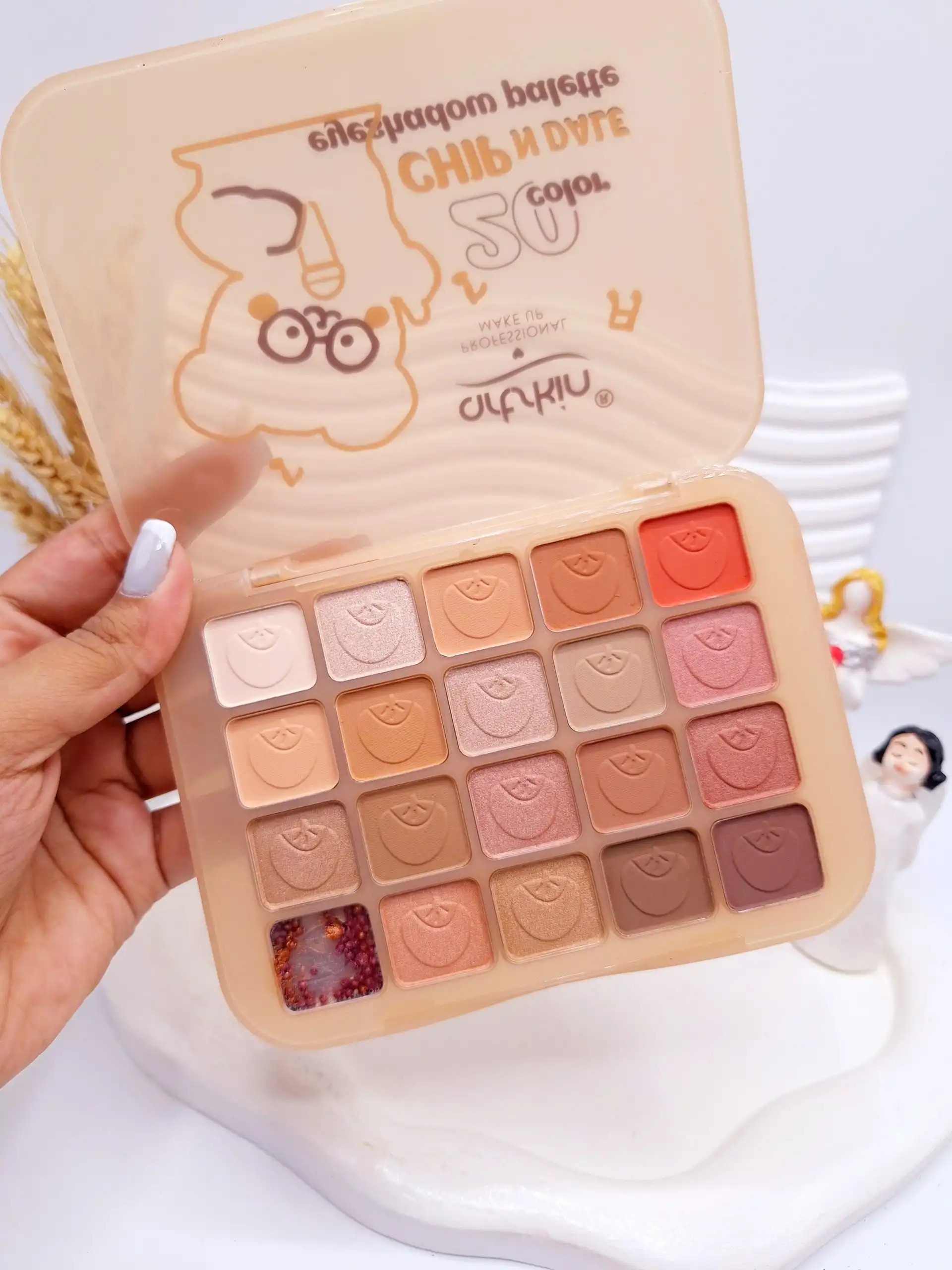 پالت سایه بیست رنگ خرسی آرت اسکین کد 977044