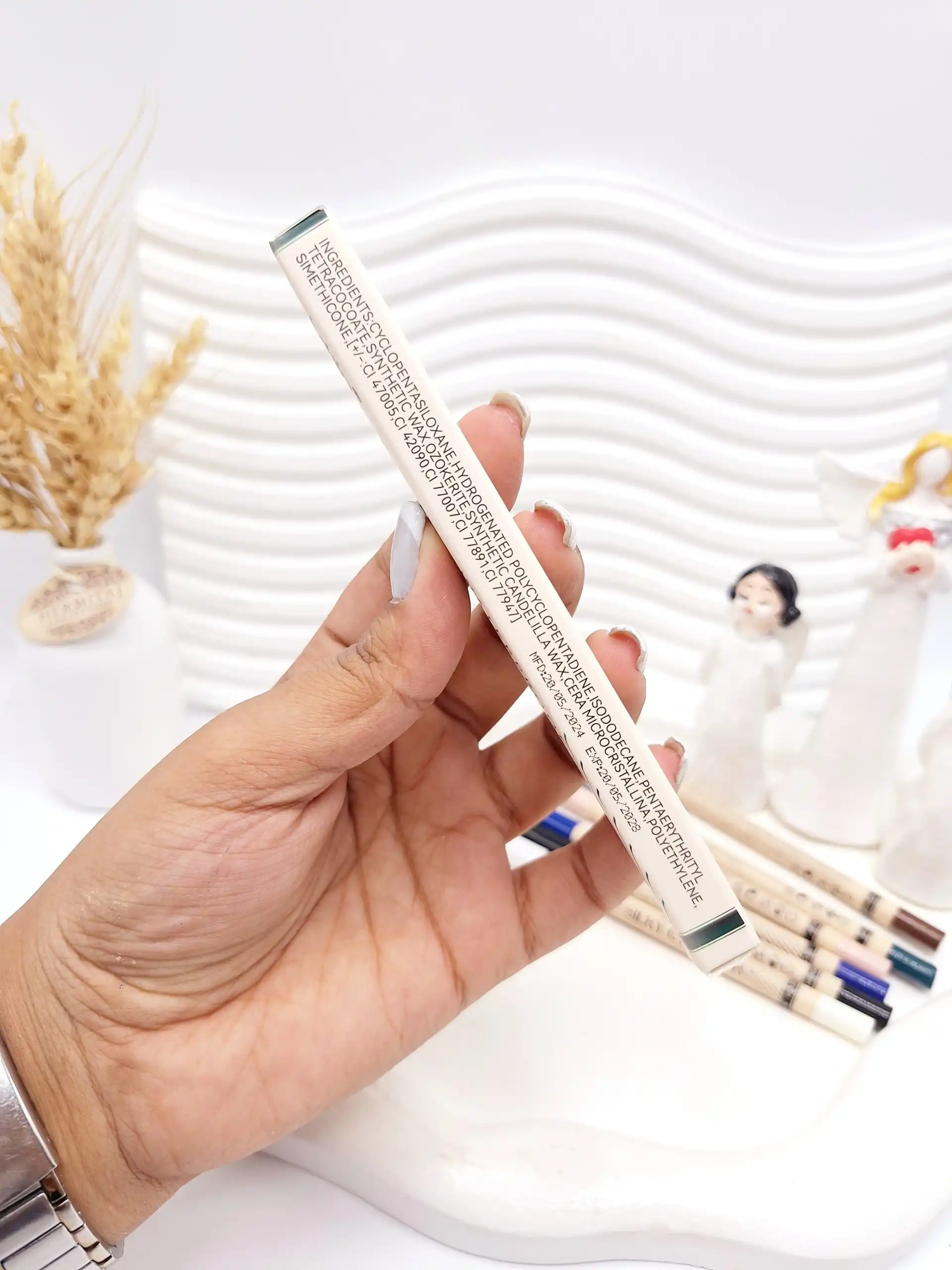 مداد شمعی رنگی چشم برند آرت اسکین کد 975045