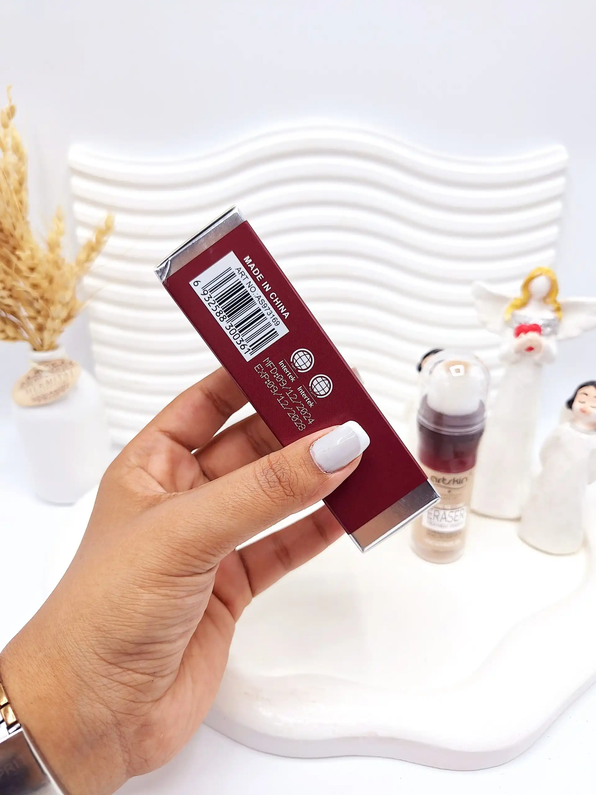 کانسیلر و کرم پودر پد دار 2 کاره آرت اسکین کد 973169