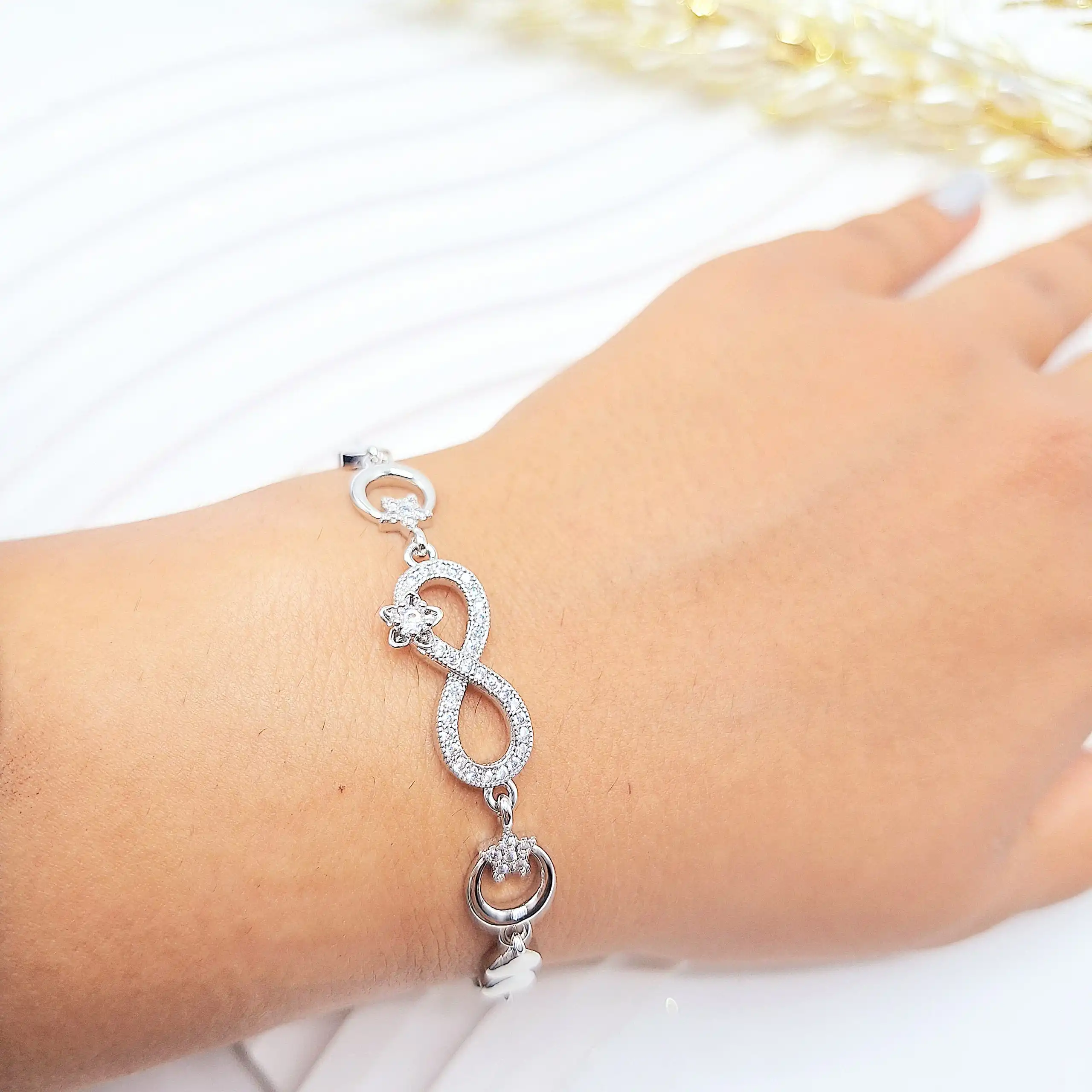 دستبند قلبی طرح بی نهایت عشق استیل