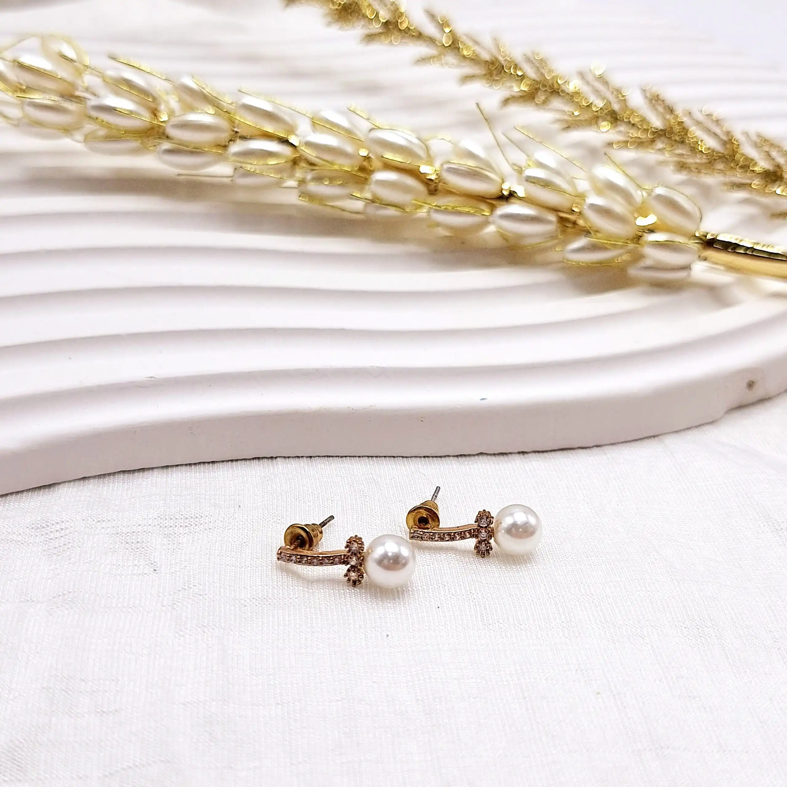 گوشواره مراوریدی میخی کد 05007