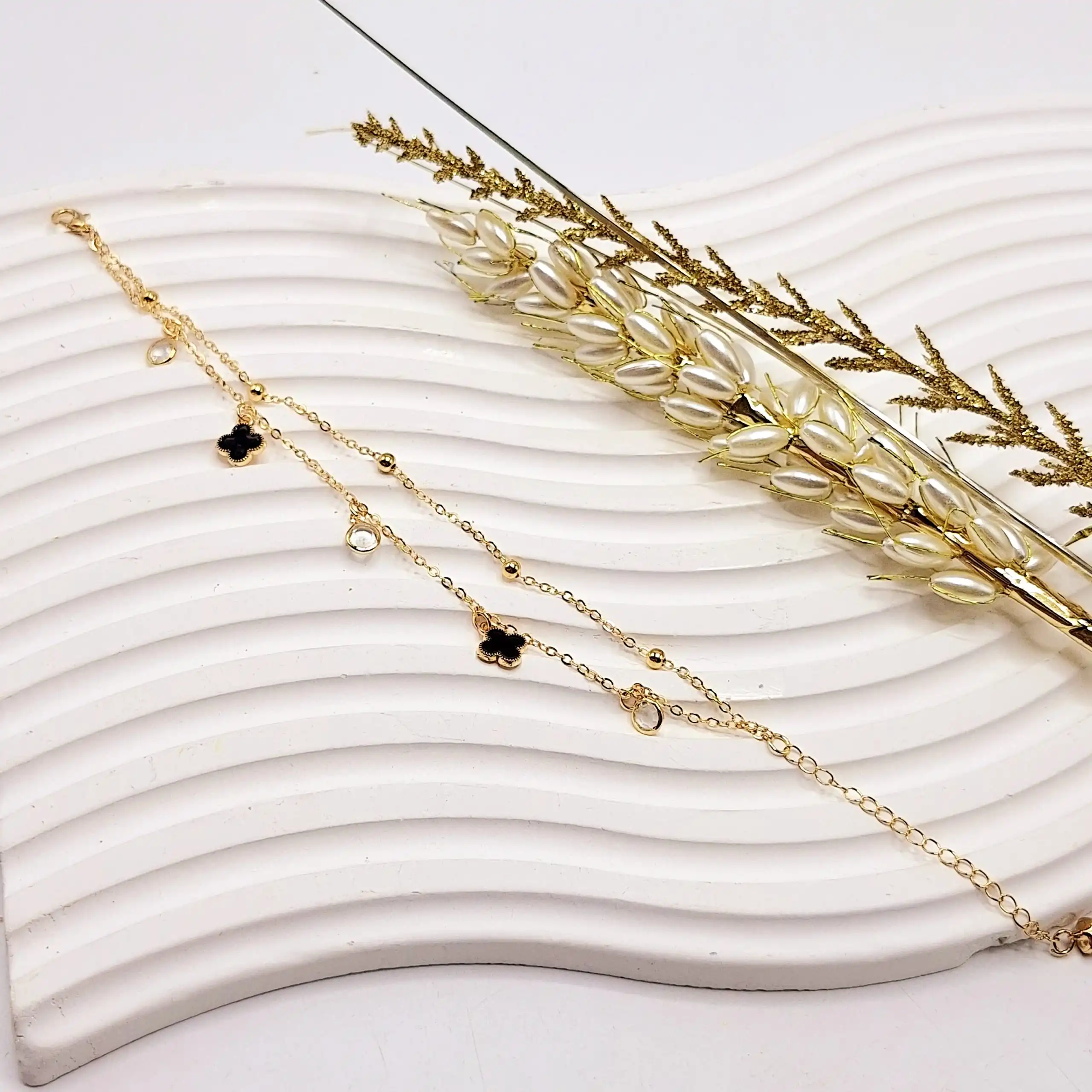 دستبند دو لاین طرح ونکلیف مشکی