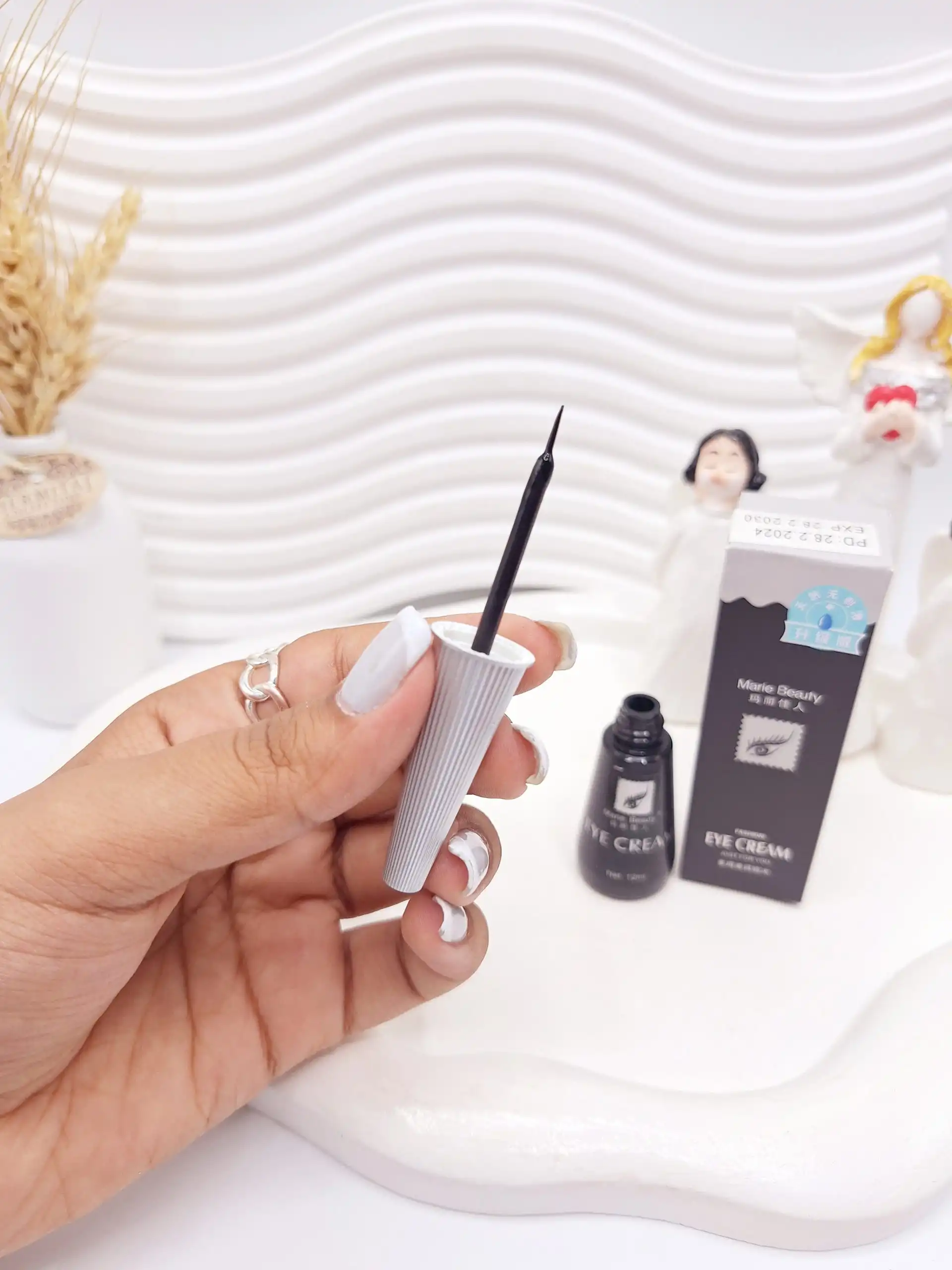 چسپ مژه کوزه ای Marie Beauty کد 2085